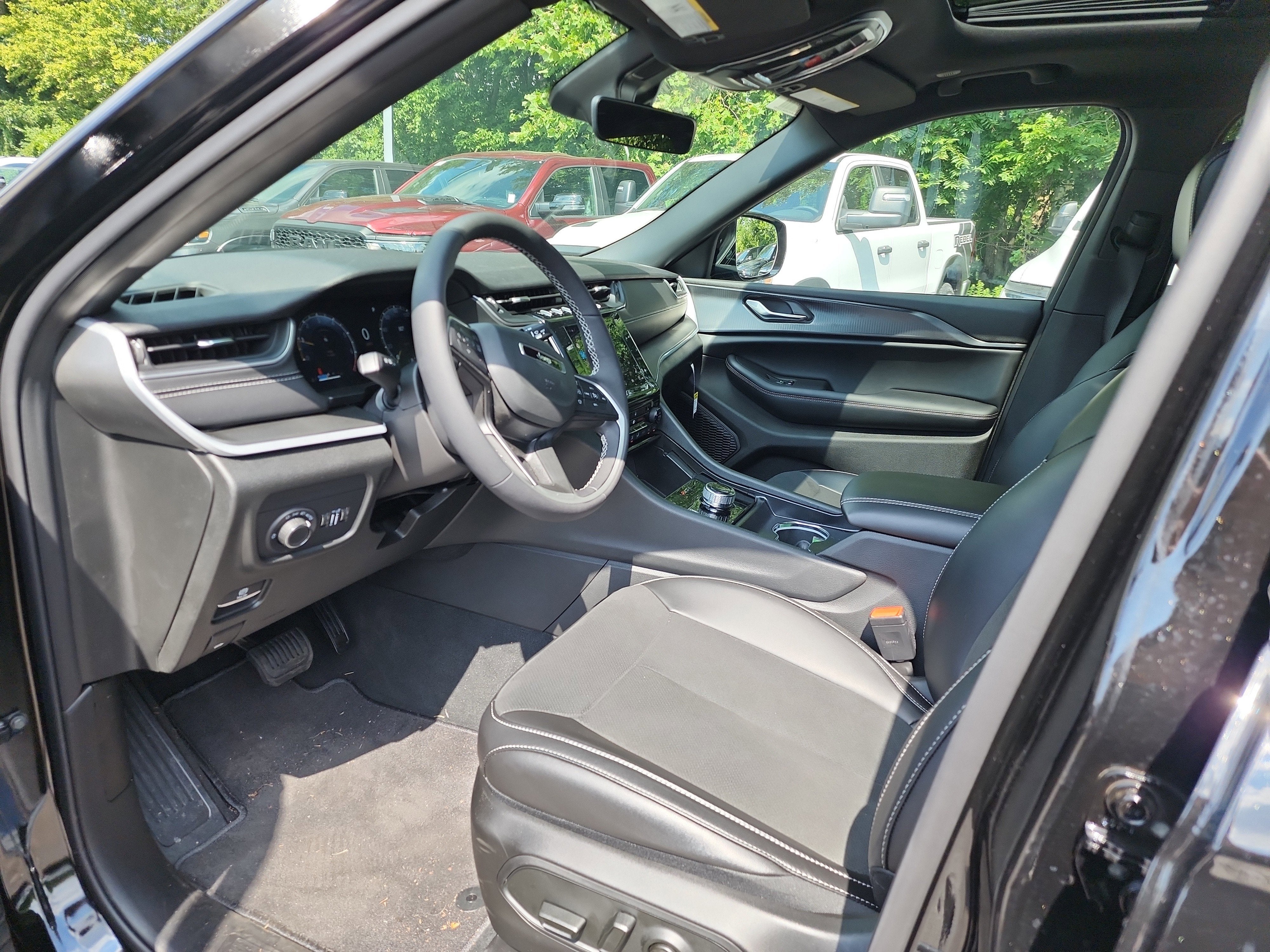 2025 Jeep Grand Cherokee L Altitude