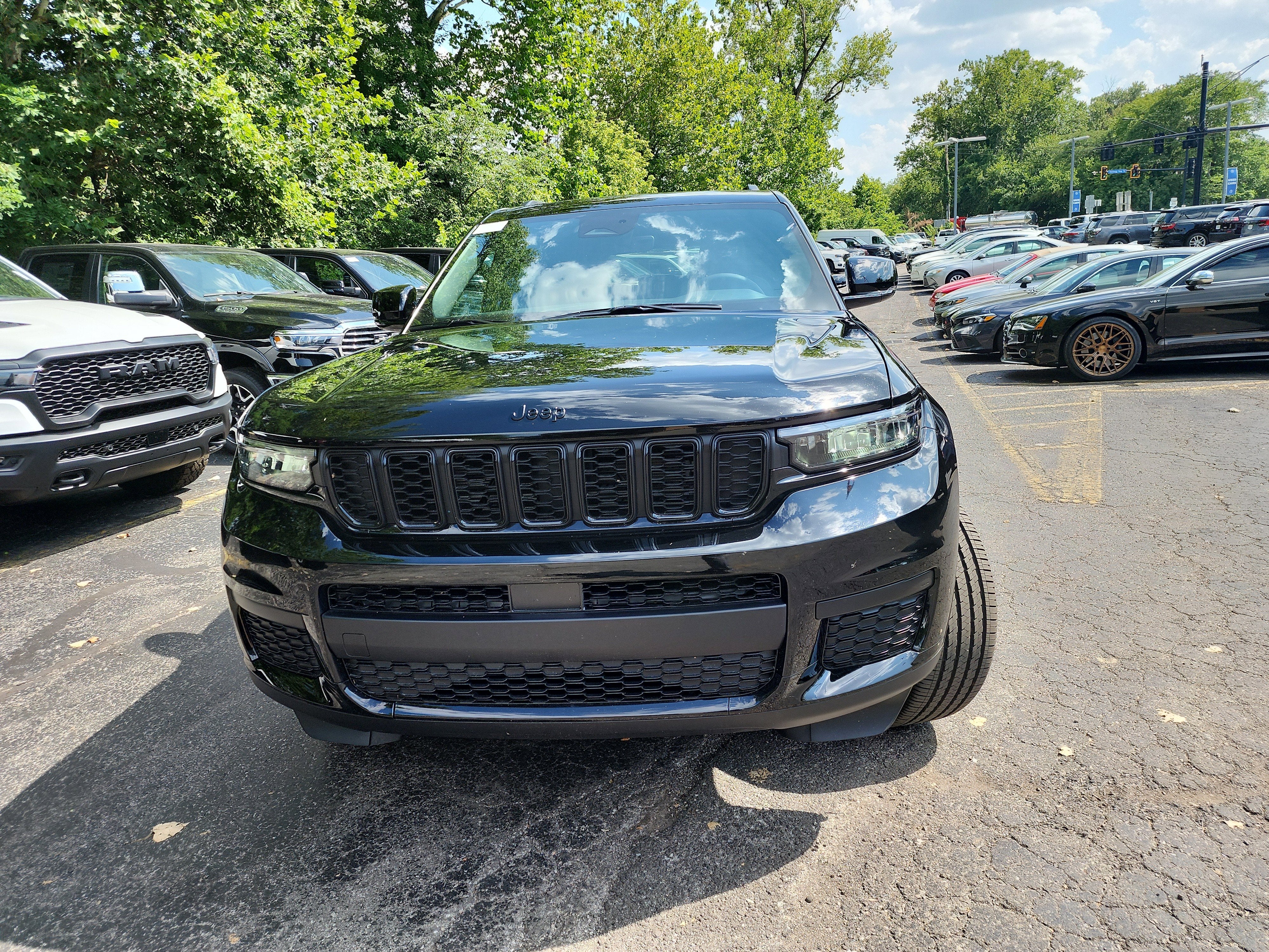 2025 Jeep Grand Cherokee L Altitude
