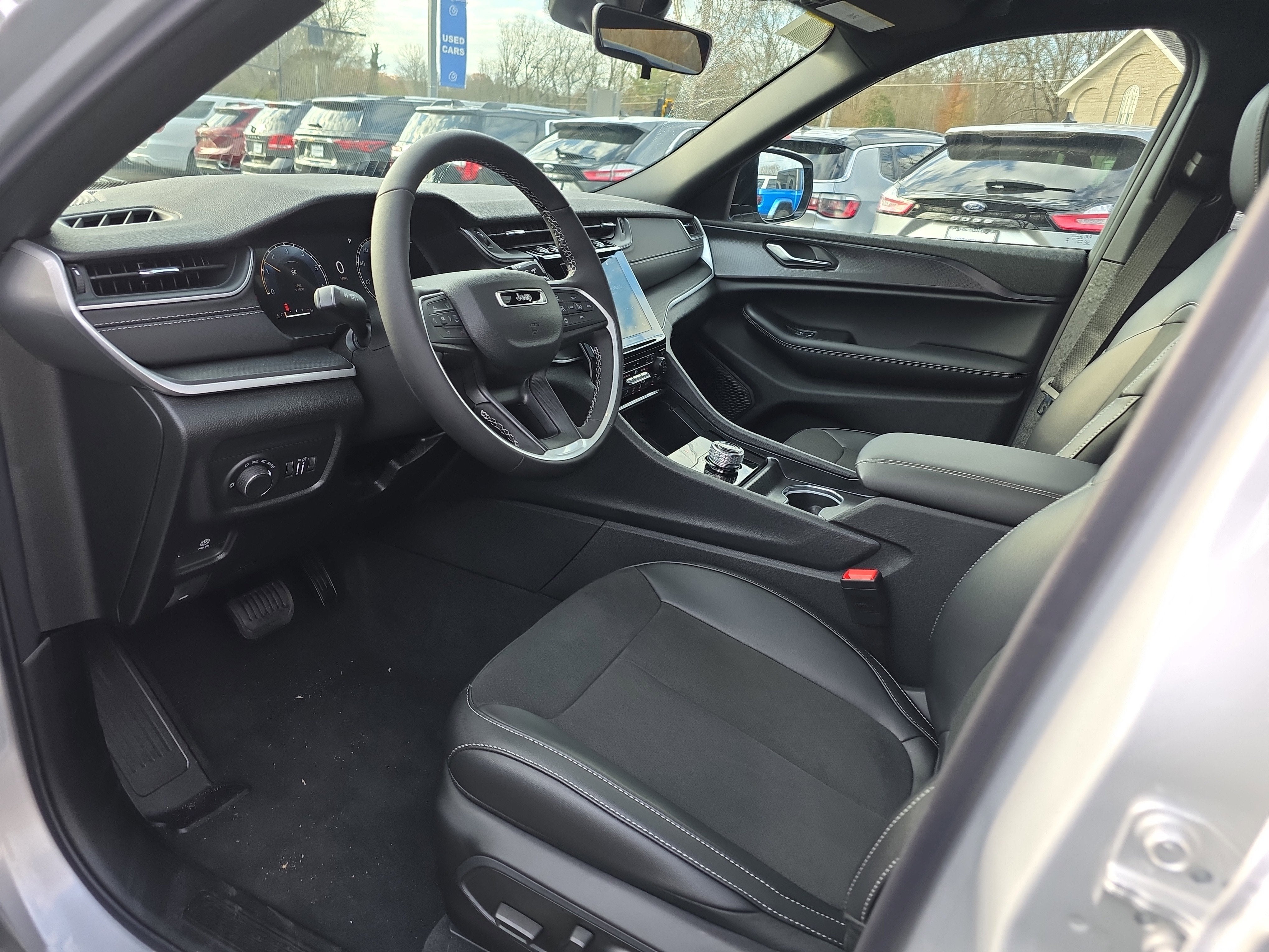 2025 Jeep Grand Cherokee L Altitude