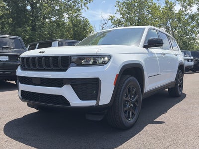 2026 Jeep Grand Cherokee L Laredo Altitude