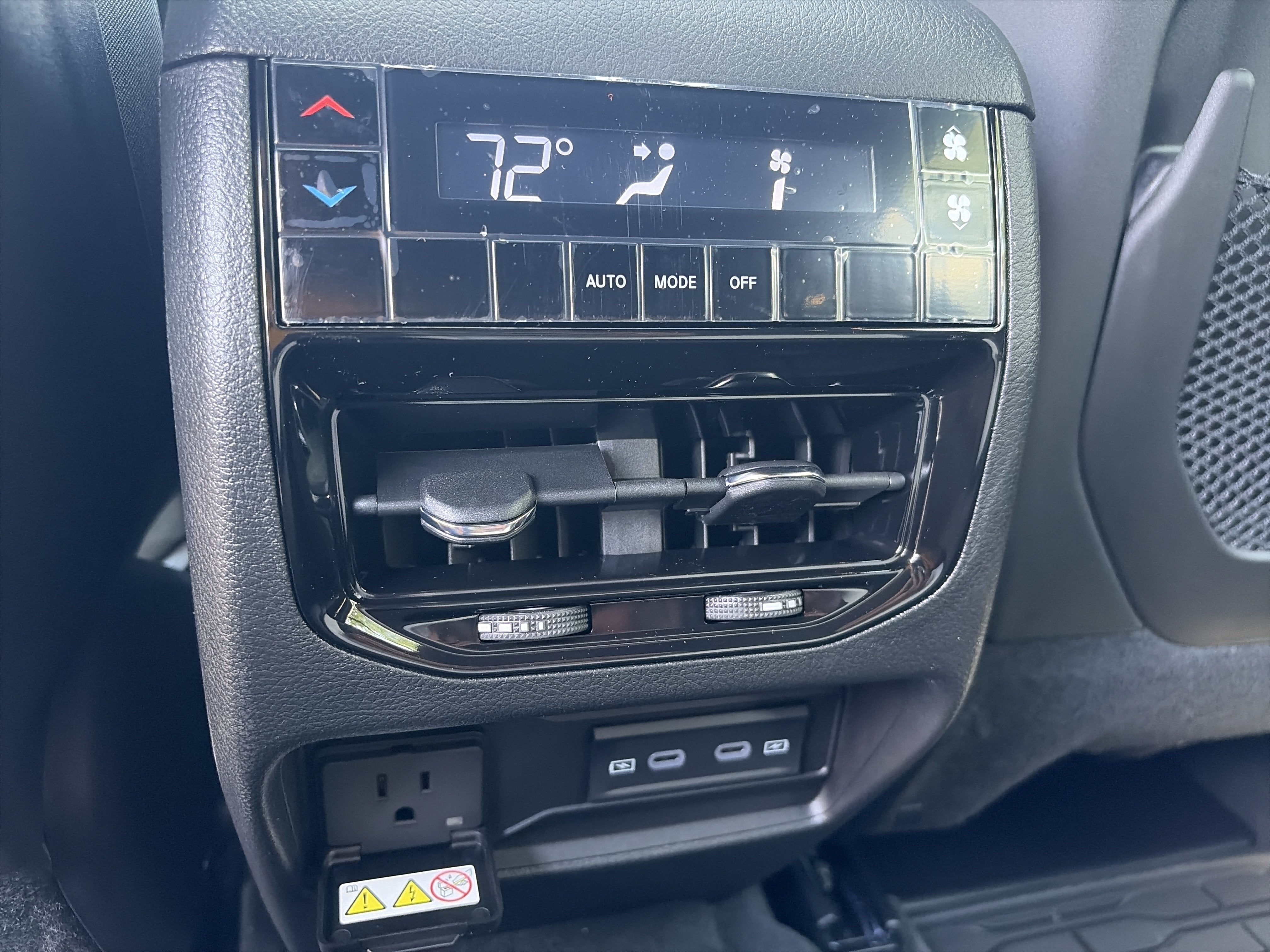 2026 Jeep Grand Cherokee L Laredo Altitude