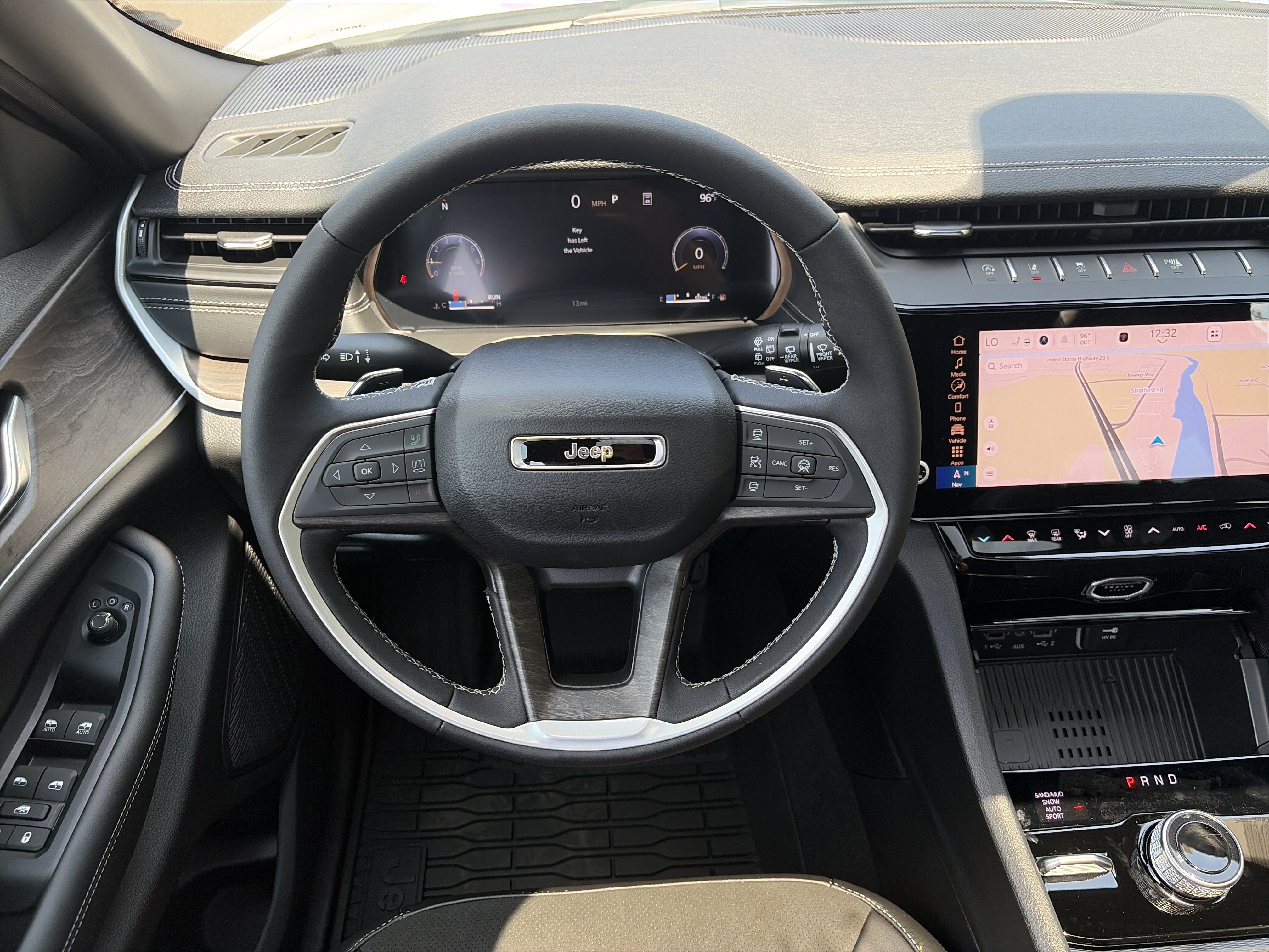 2026 Jeep Grand Cherokee L Laredo Altitude
