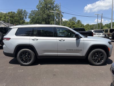 2026 Jeep Grand Cherokee L Laredo Altitude