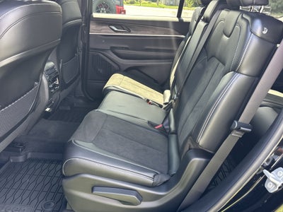 2027 Jeep Grand Cherokee L Altitude