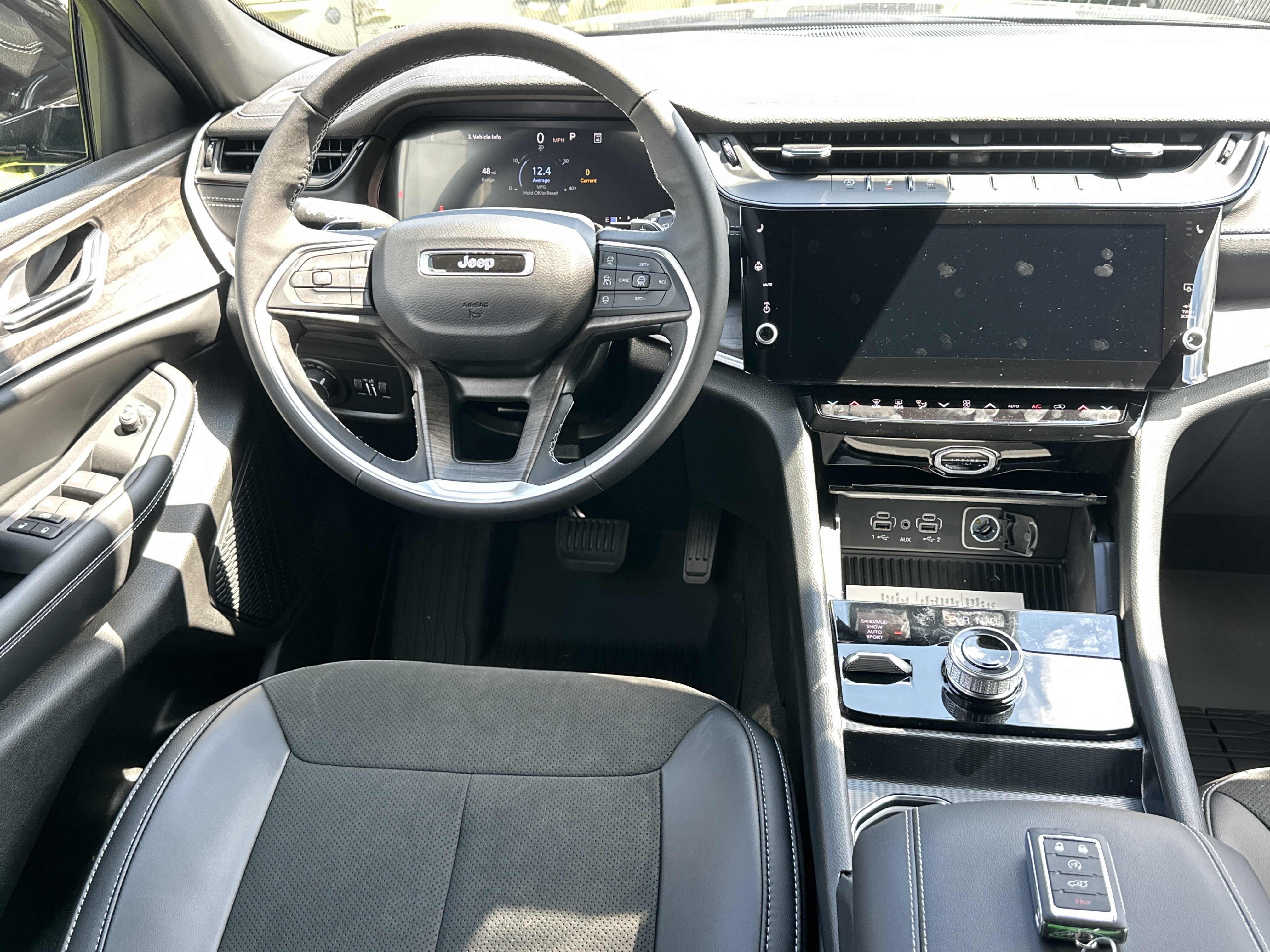2027 Jeep Grand Cherokee L Altitude