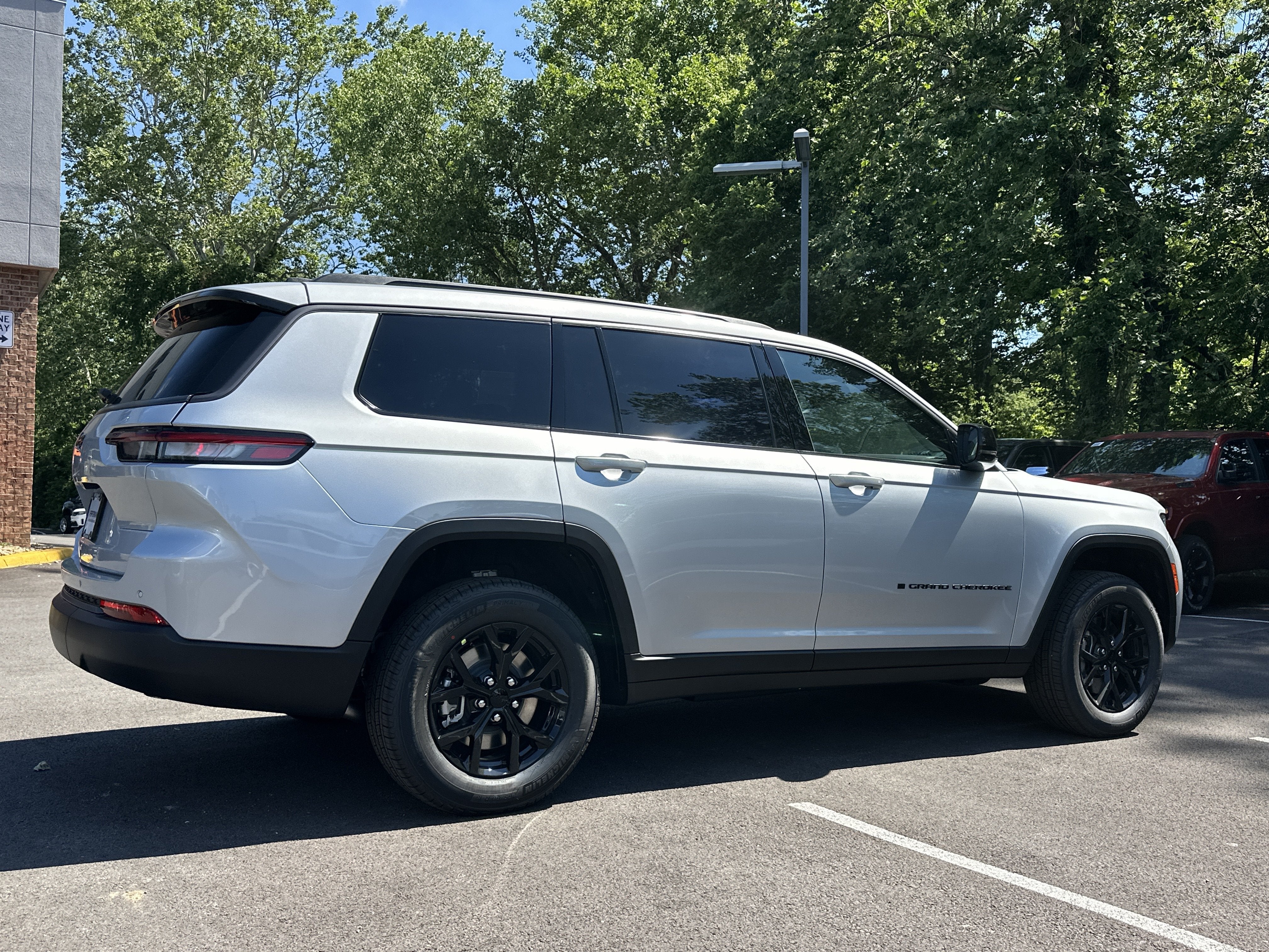 2026 Jeep Grand Cherokee L Laredo