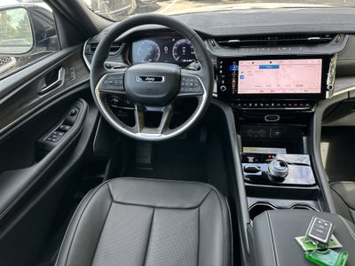 2027 Jeep Grand Cherokee L Limited Reserve