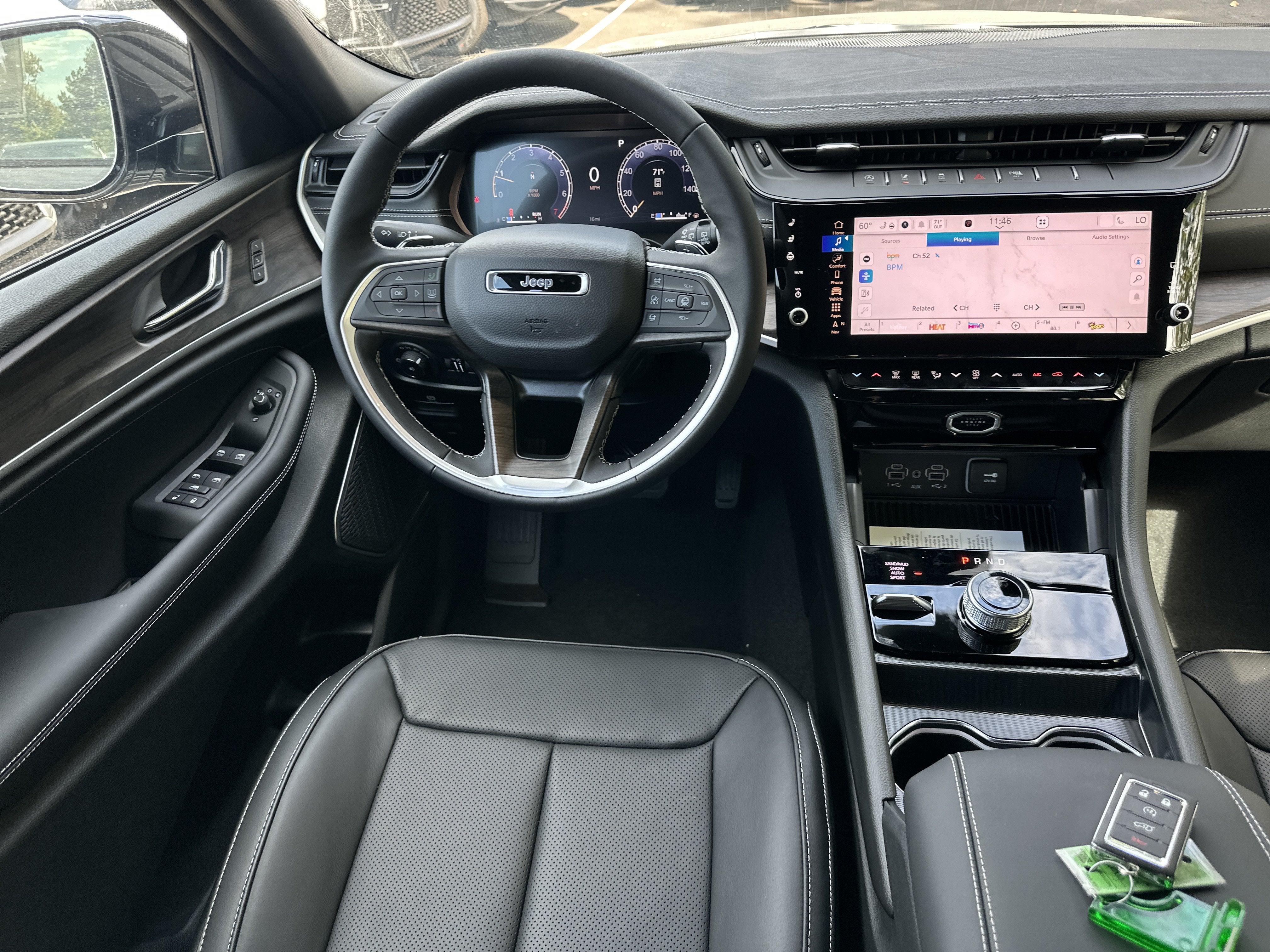 2027 Jeep Grand Cherokee L Limited Reserve