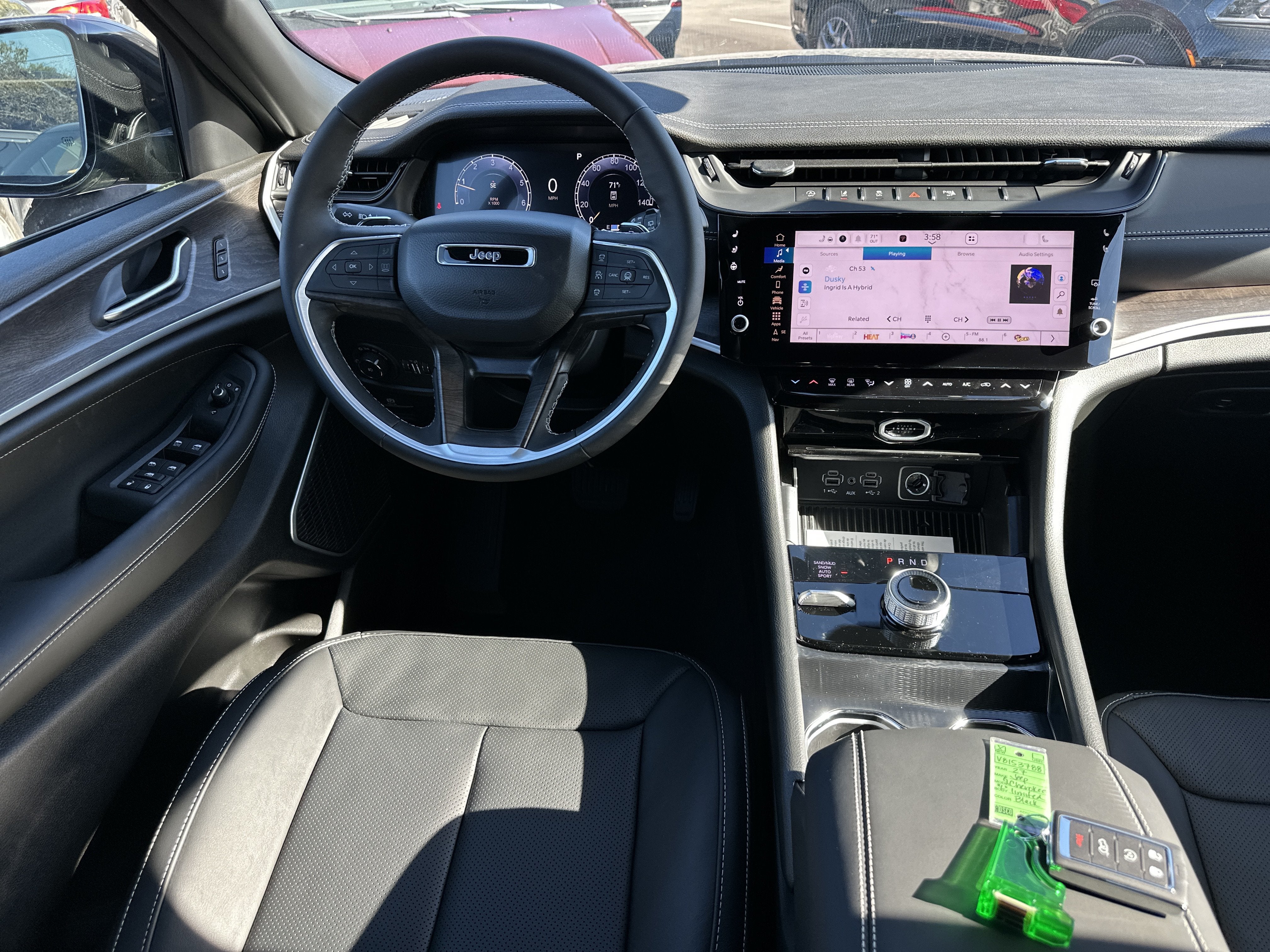 2027 Jeep Grand Cherokee L Limited Reserve