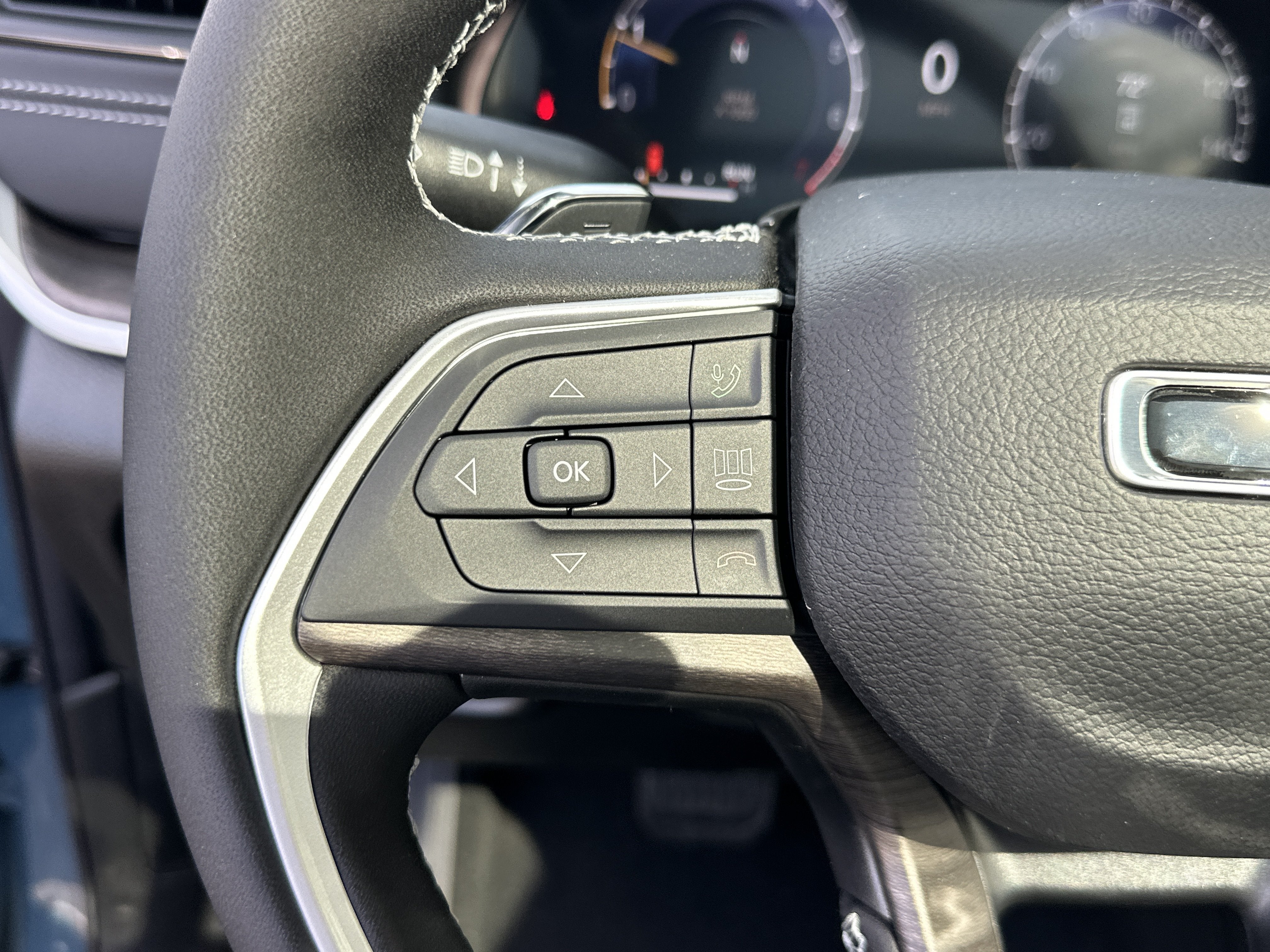 2027 Jeep Grand Cherokee L Limited Reserve