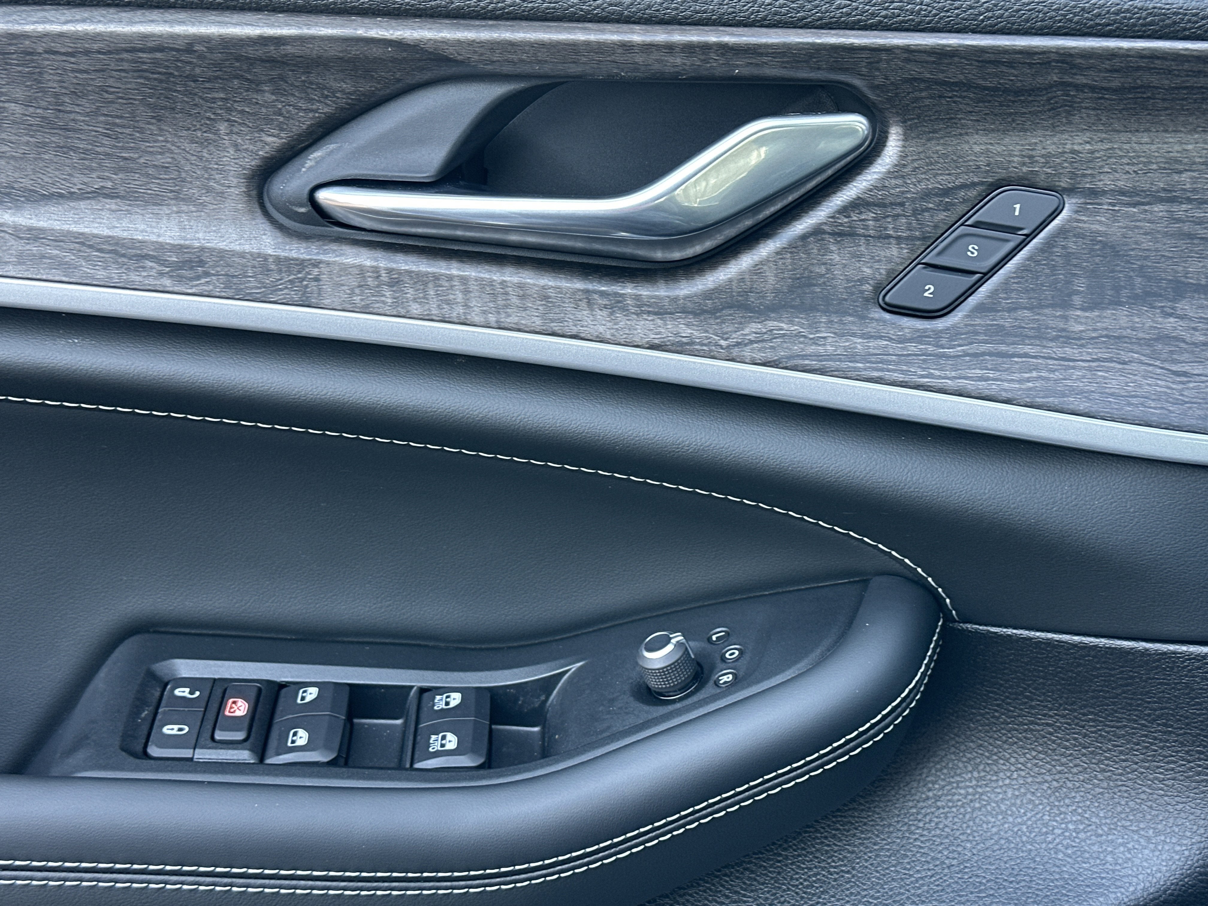 2026 Jeep Grand Cherokee L Limited Reserve