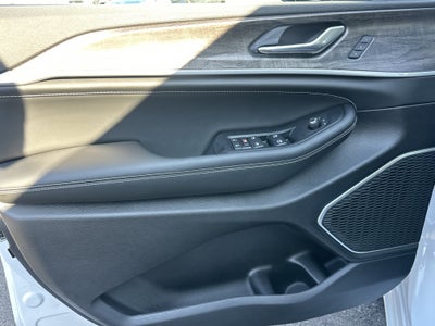 2026 Jeep Grand Cherokee L Limited Reserve