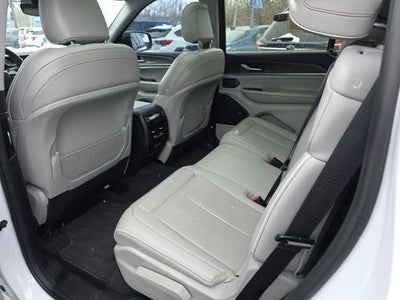 2022 Jeep Grand Cherokee L Overland