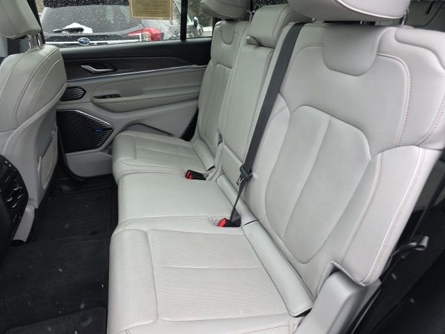 2022 Jeep Grand Cherokee L Overland