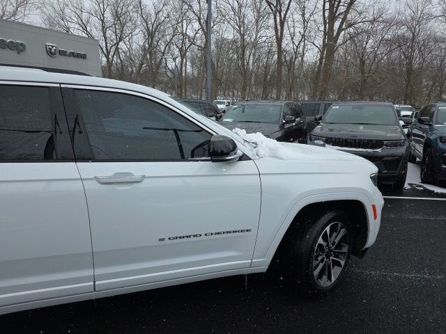 2022 Jeep Grand Cherokee L Overland