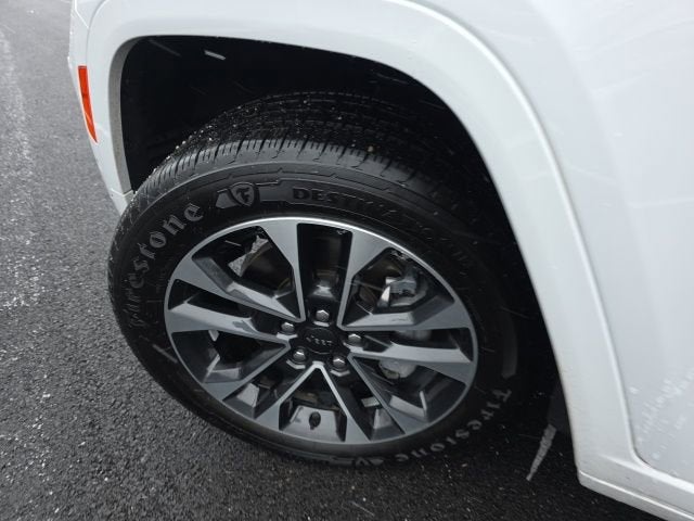 2022 Jeep Grand Cherokee L Overland