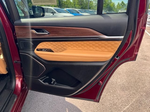 2024 Jeep Grand Cherokee L Summit