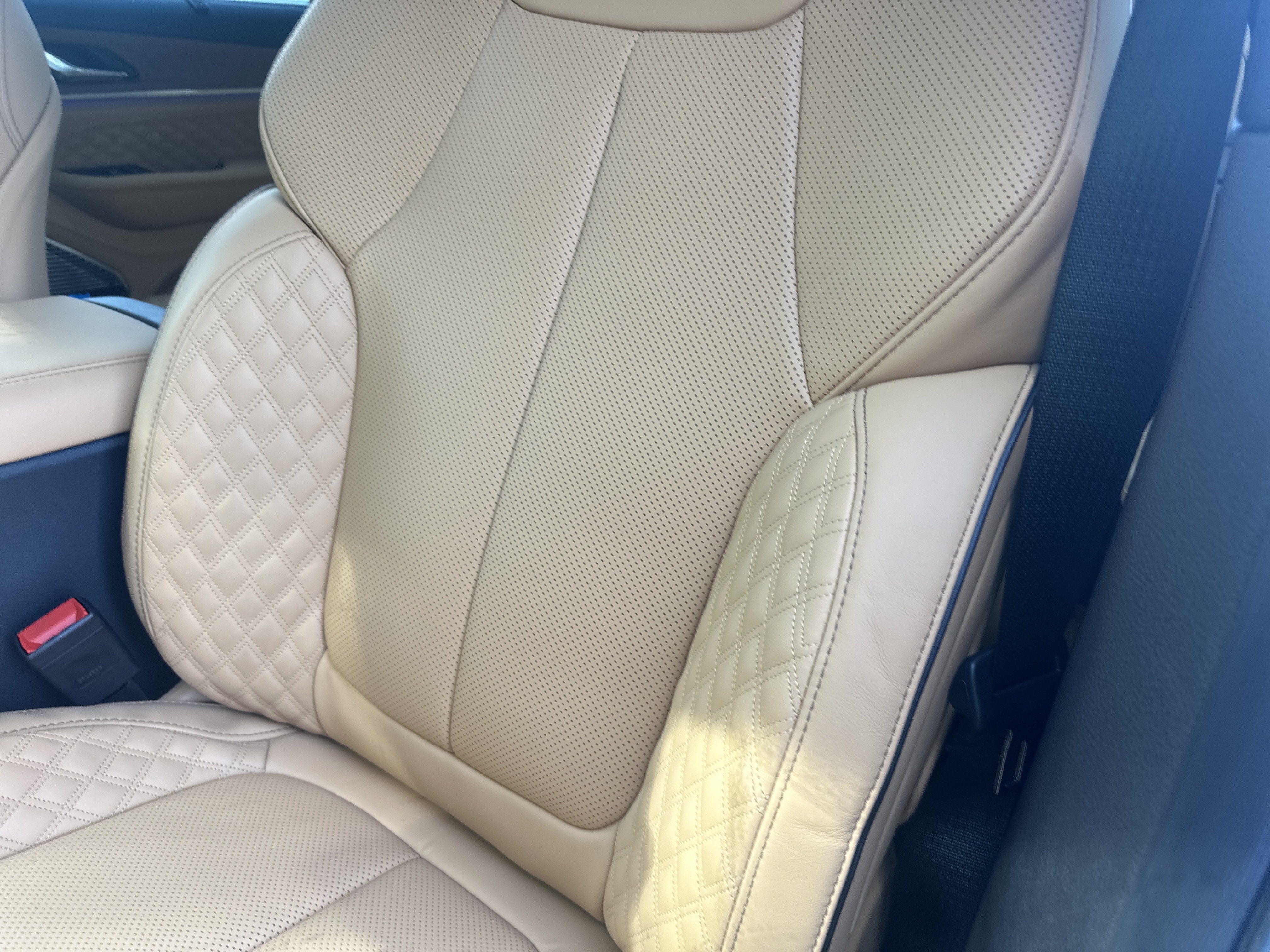 2027 Jeep Grand Cherokee L Summit