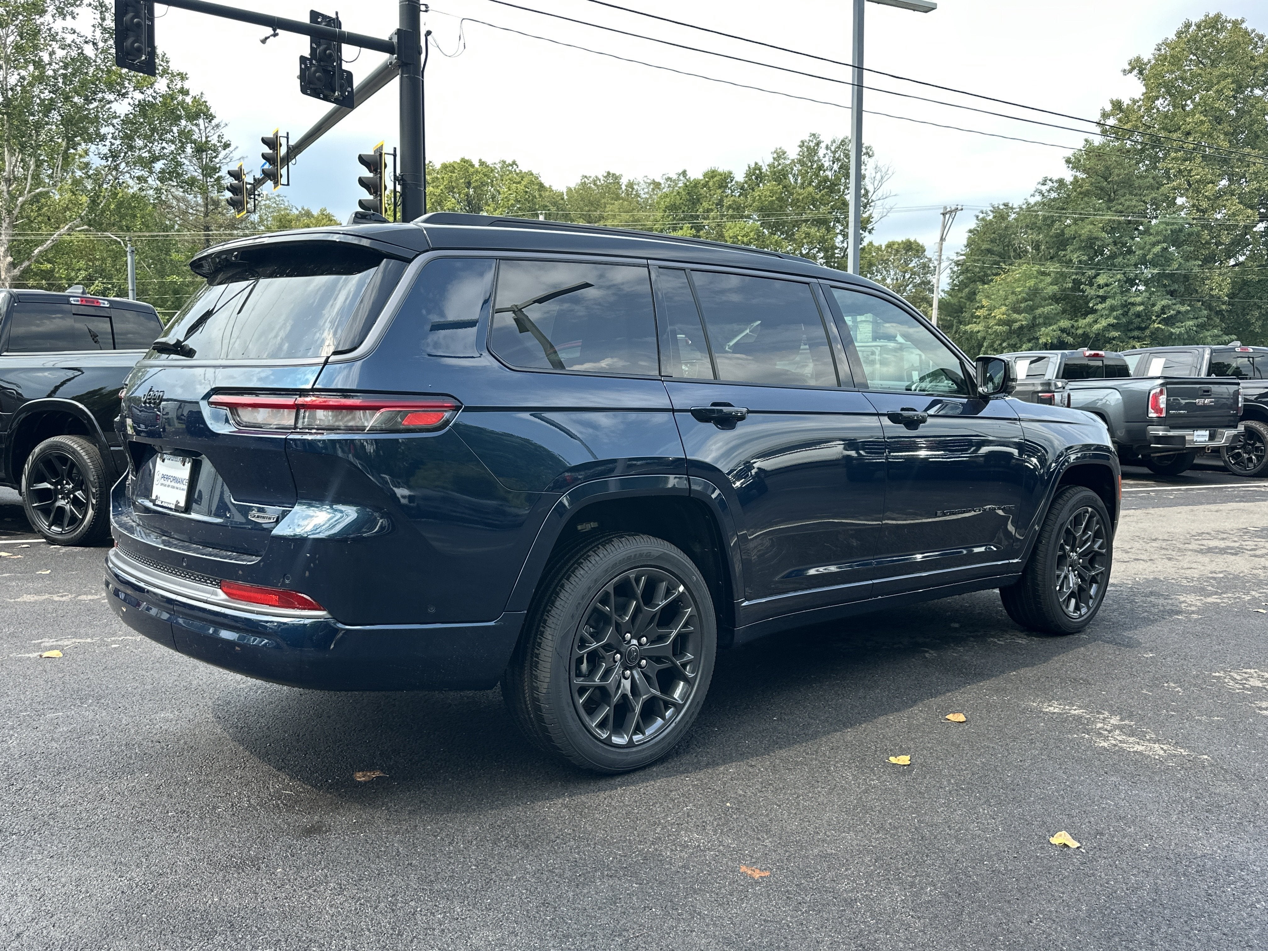 2027 Jeep Grand Cherokee L Summit