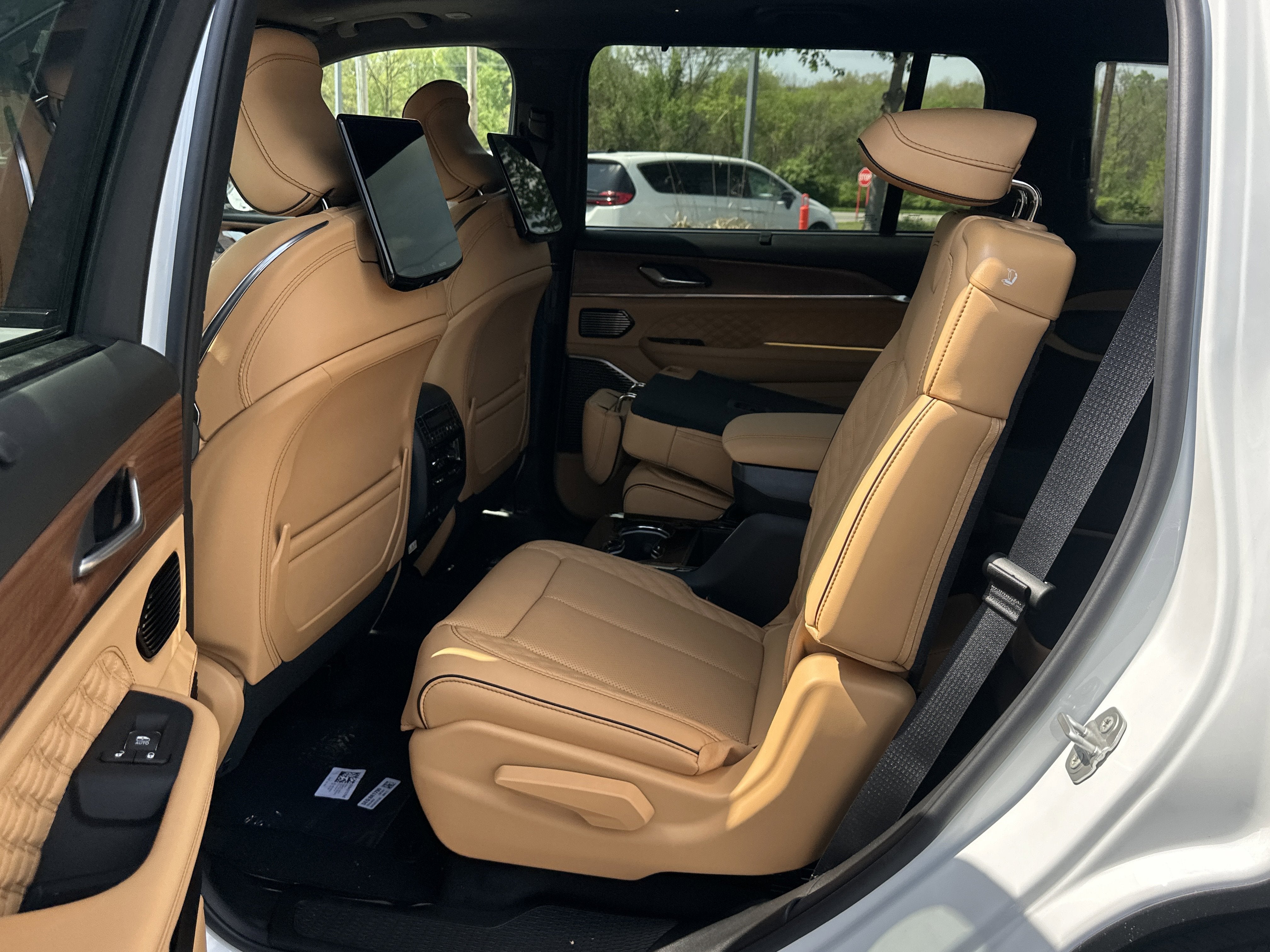 2026 Jeep Grand Cherokee L Summit