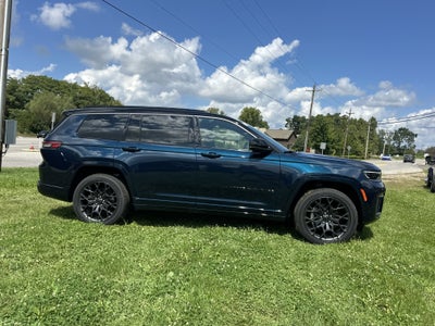 2027 Jeep Grand Cherokee L Summit