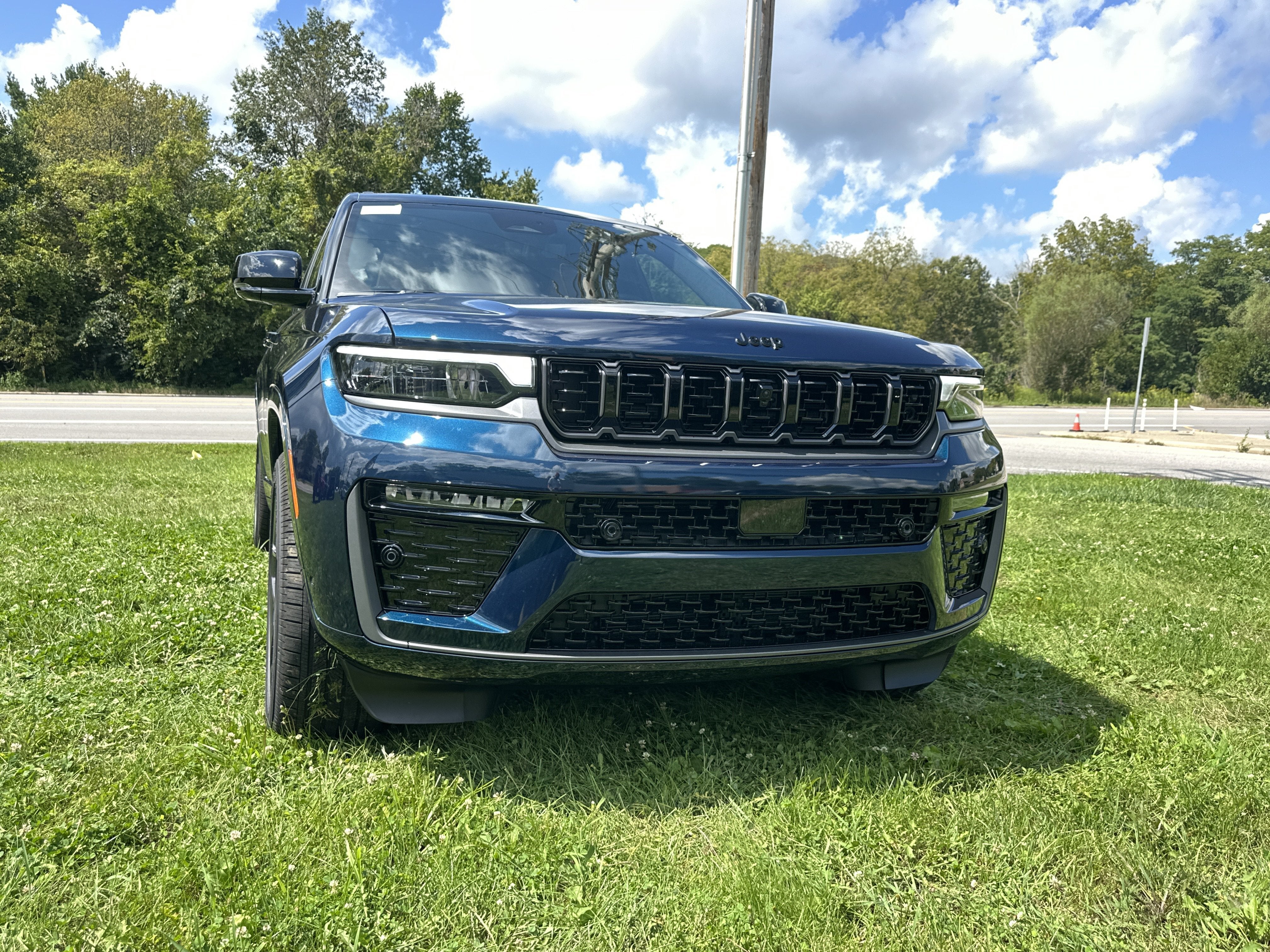2027 Jeep Grand Cherokee L Summit