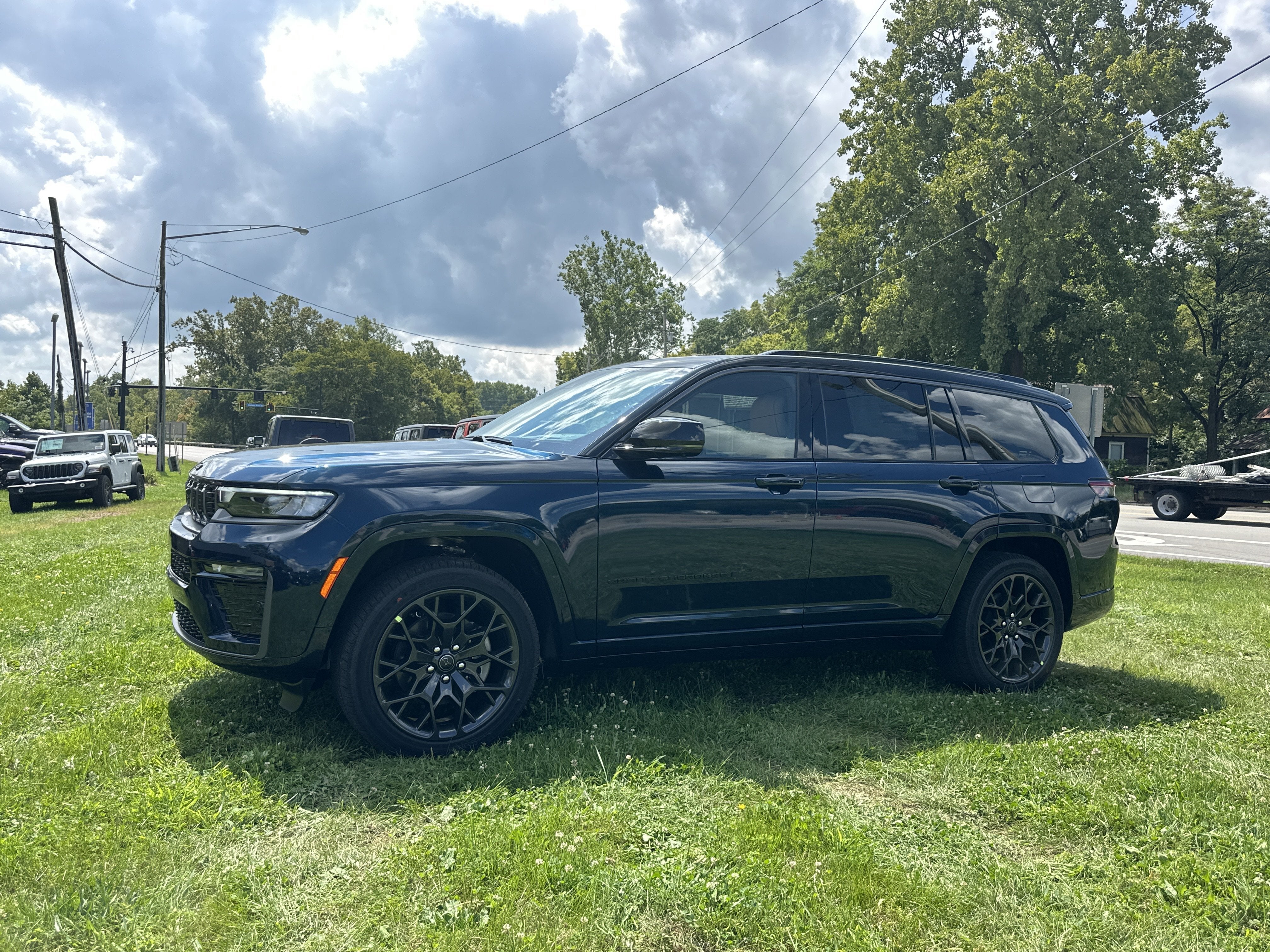 2027 Jeep Grand Cherokee L Summit