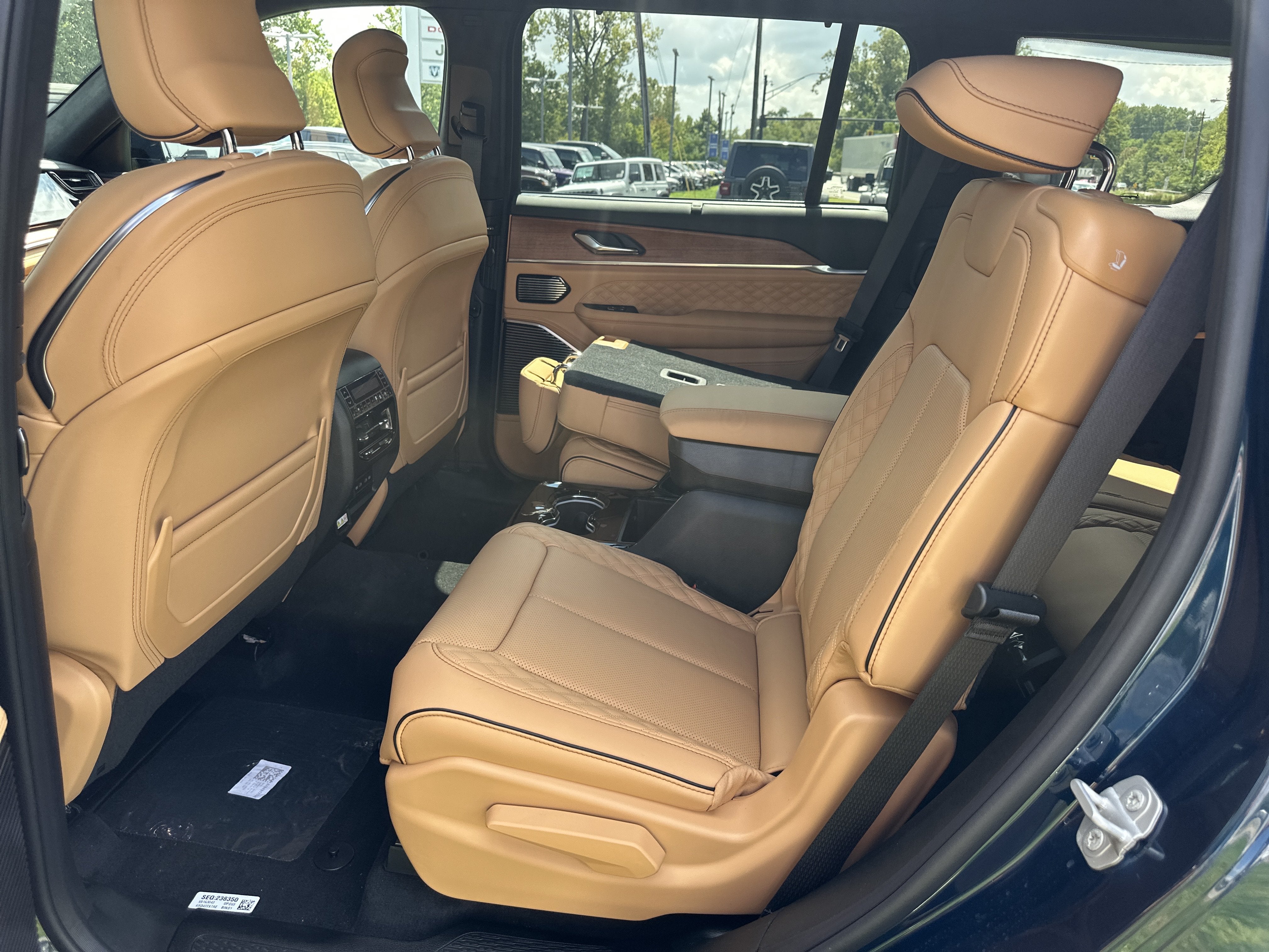 2027 Jeep Grand Cherokee L Summit