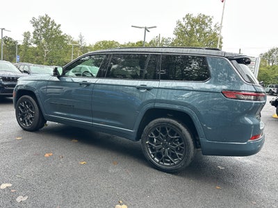 2027 Jeep Grand Cherokee L Summit