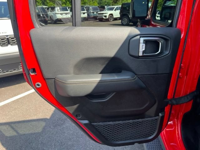 2025 Jeep Wrangler Sahara 4xe