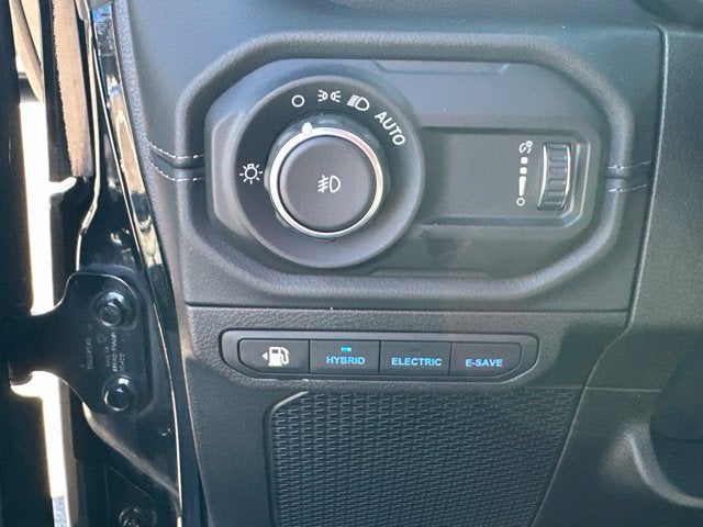2024 Jeep Wrangler Sahara 4xe