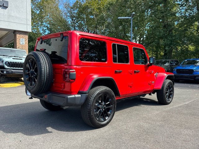 2025 Jeep Wrangler Sahara 4xe