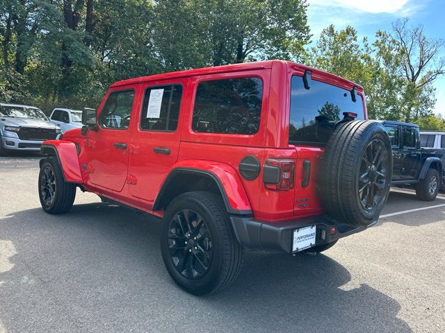 2025 Jeep Wrangler Sahara 4xe