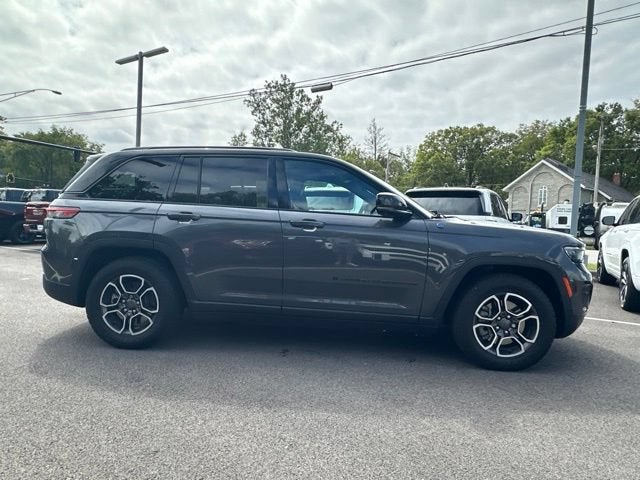 2022 Jeep Grand Cherokee Trailhawk 4xe