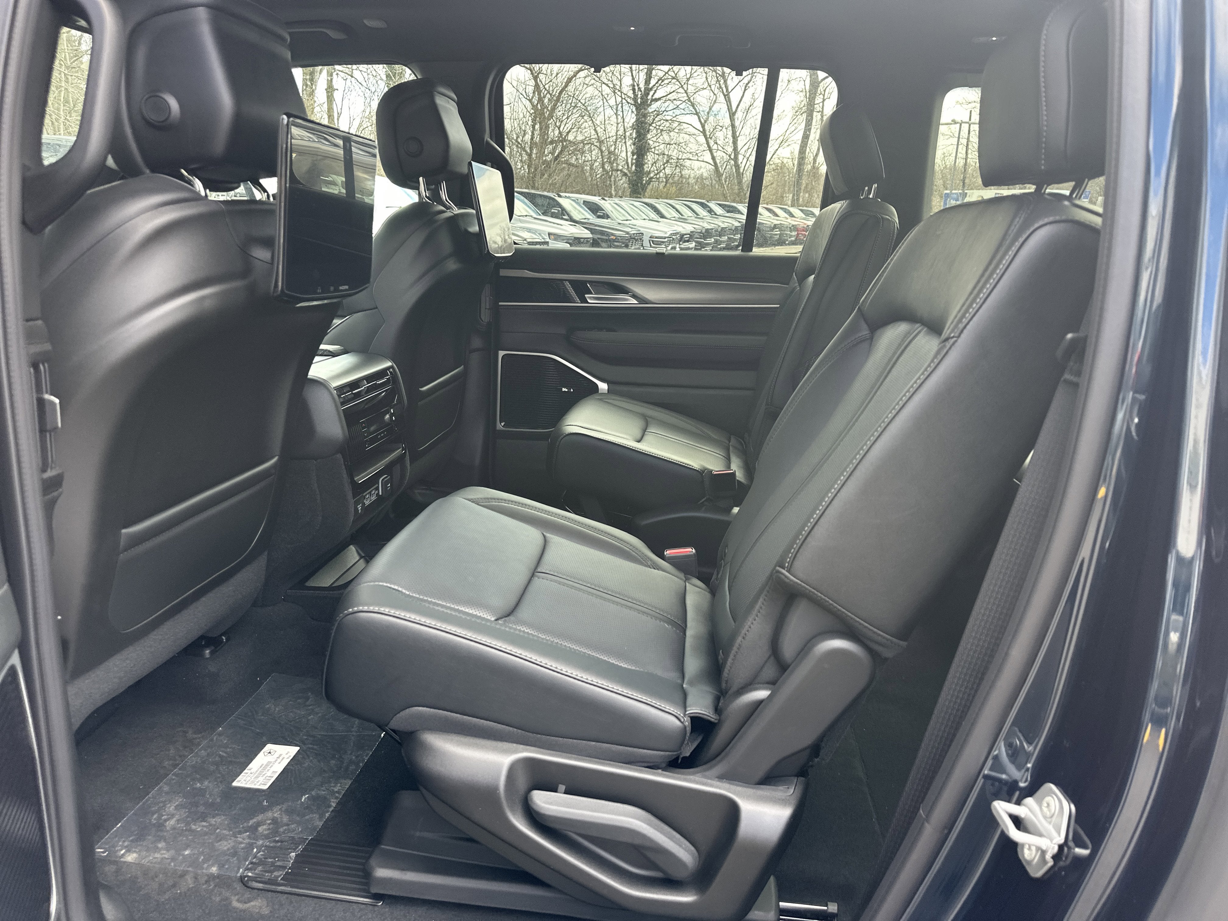 2026 Jeep Grand Wagoneer L Limited Reserve
