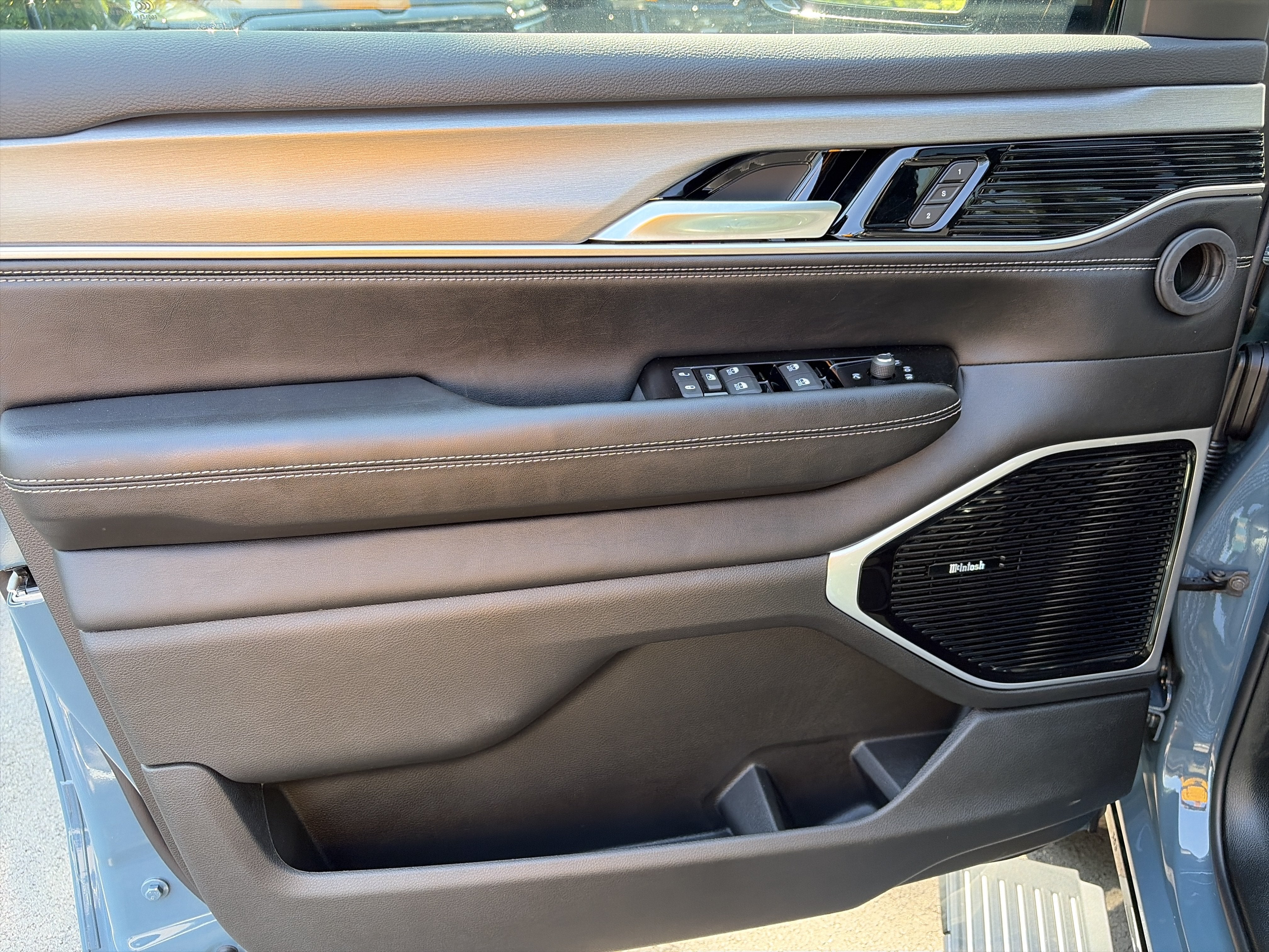 2026 Jeep Grand Wagoneer L Limited Altitude
