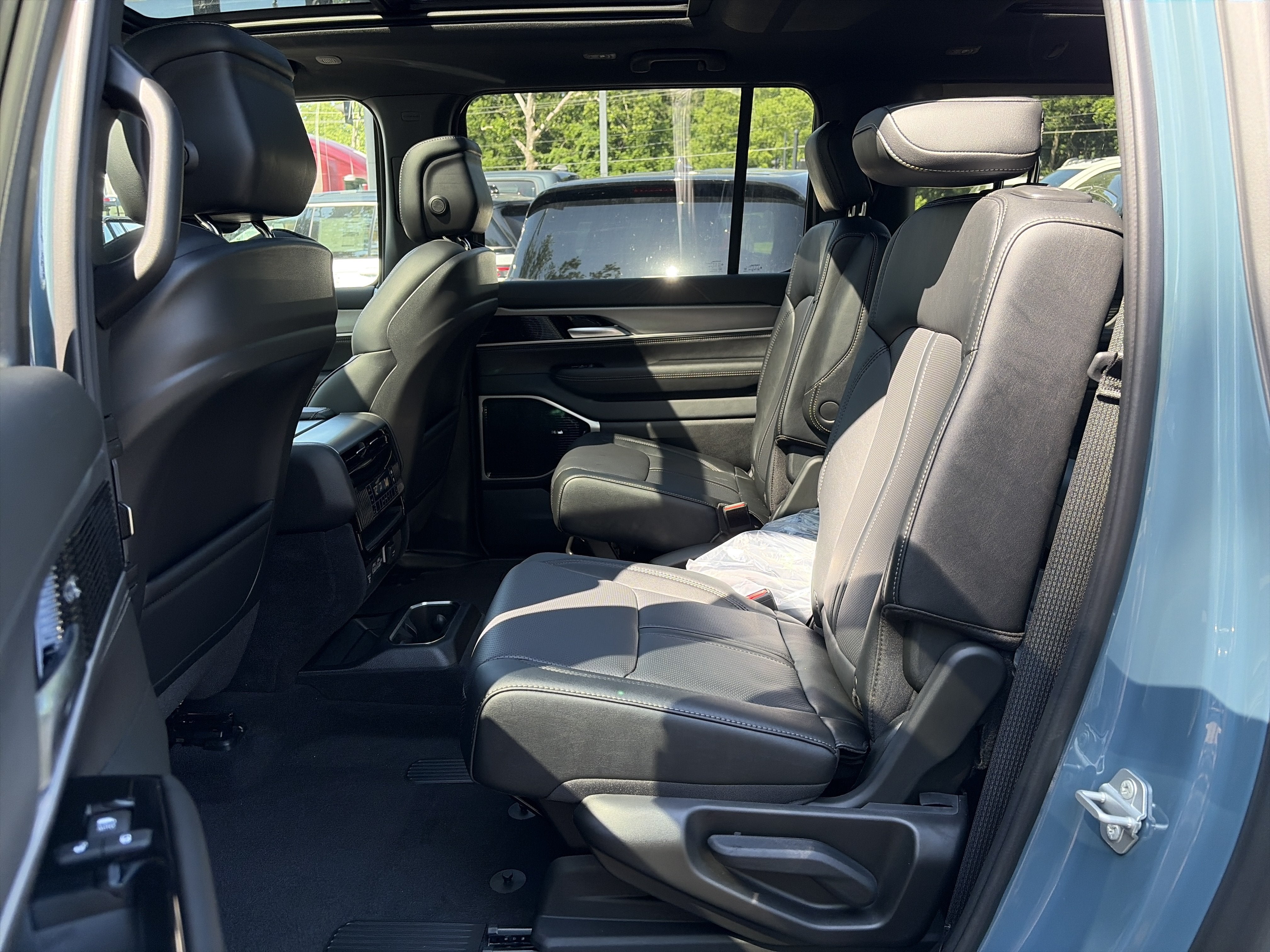 2026 Jeep Grand Wagoneer L Limited Altitude