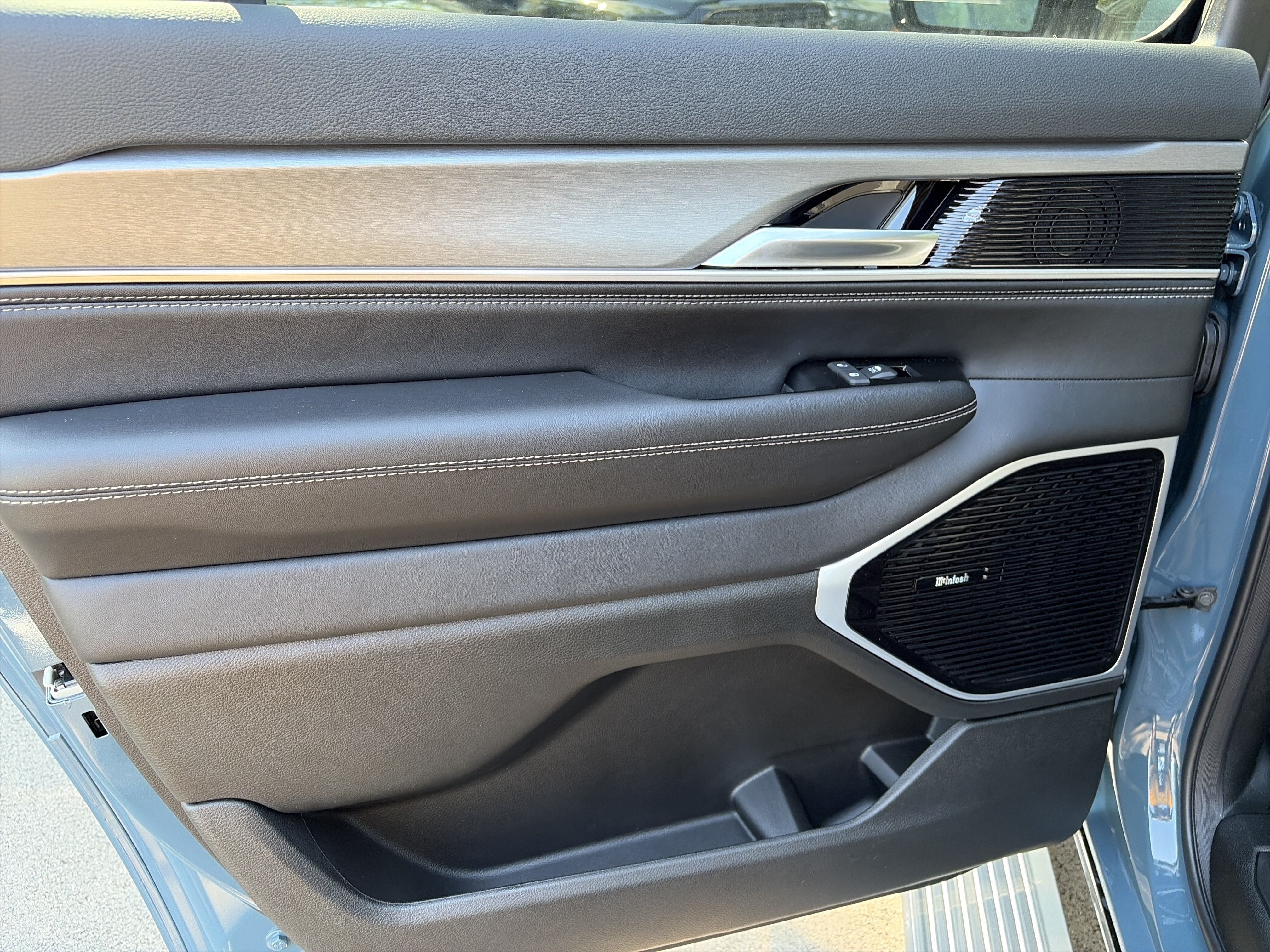 2026 Jeep Grand Wagoneer L Limited Altitude