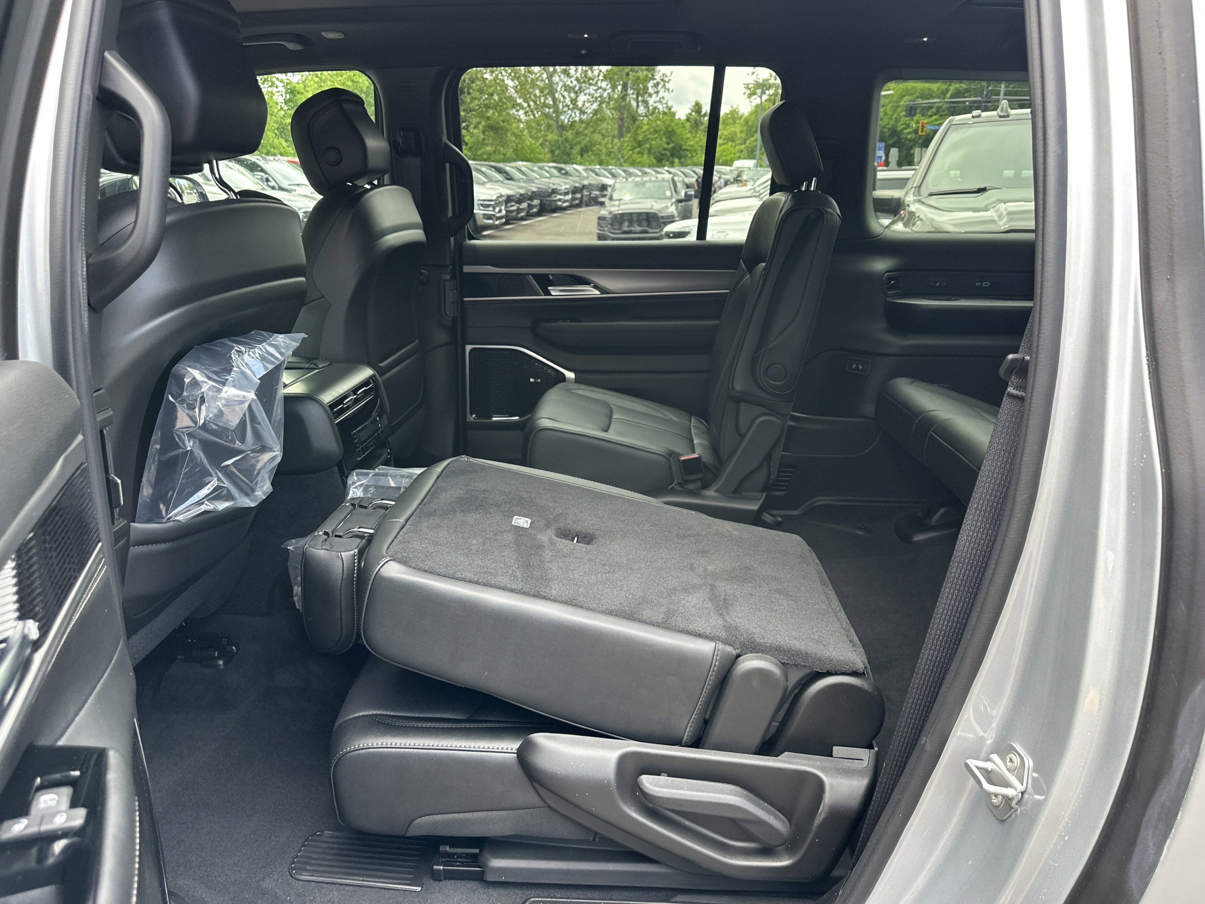 2026 Jeep Grand Wagoneer L Limited Altitude