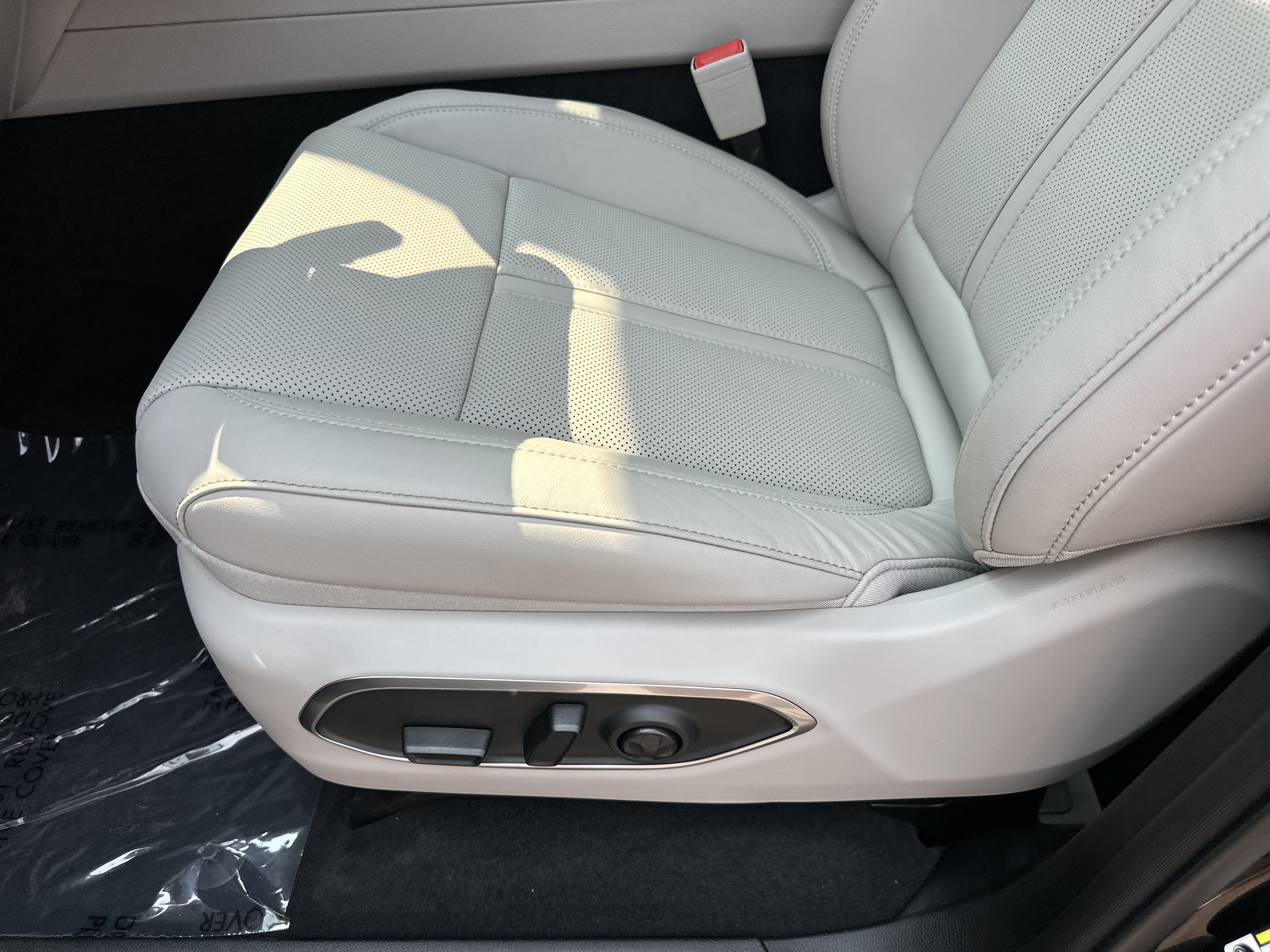 2026 Jeep Grand Wagoneer L Limited Reserve