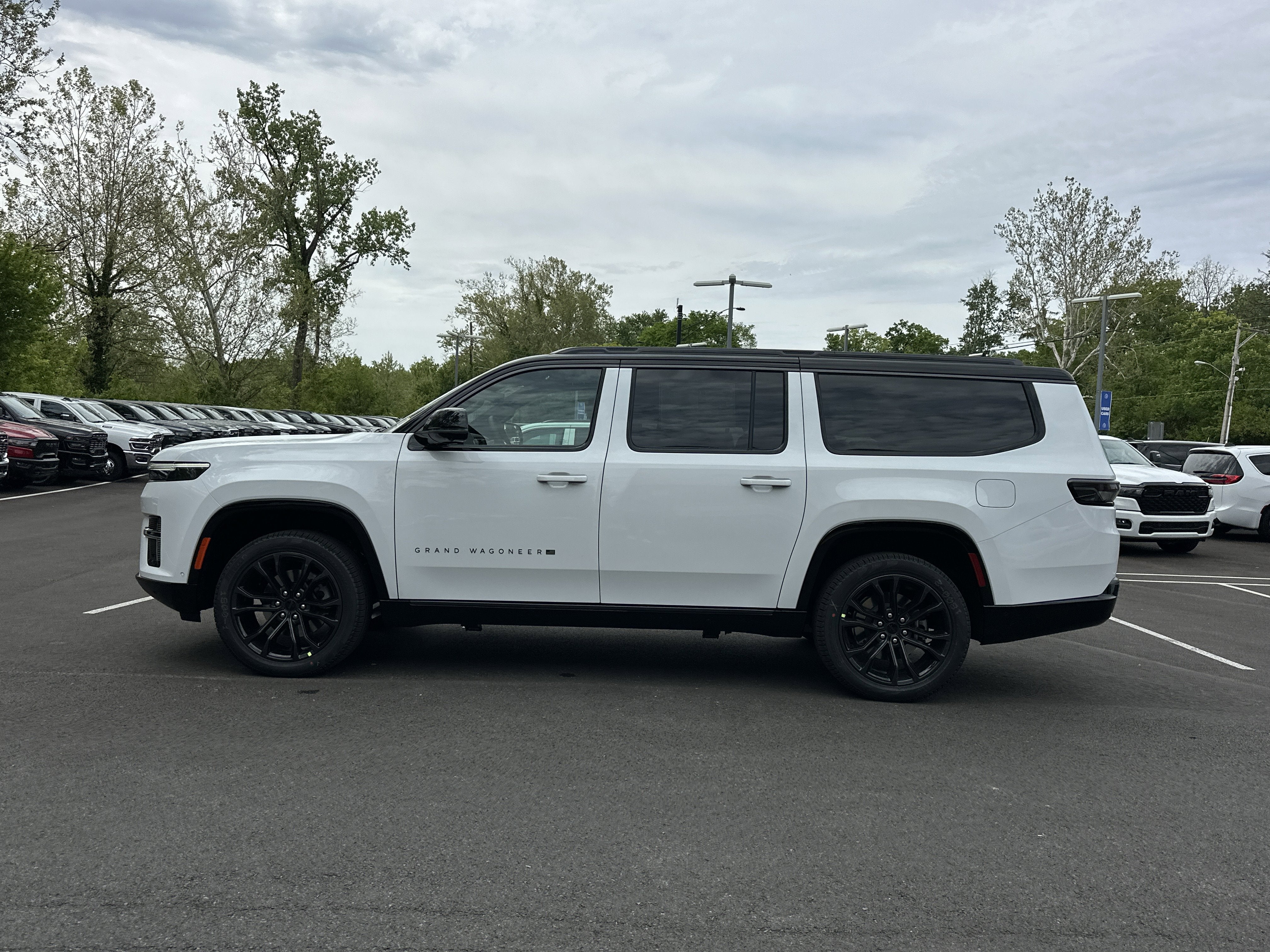 2026 Jeep Grand Wagoneer L Summit Reserve
