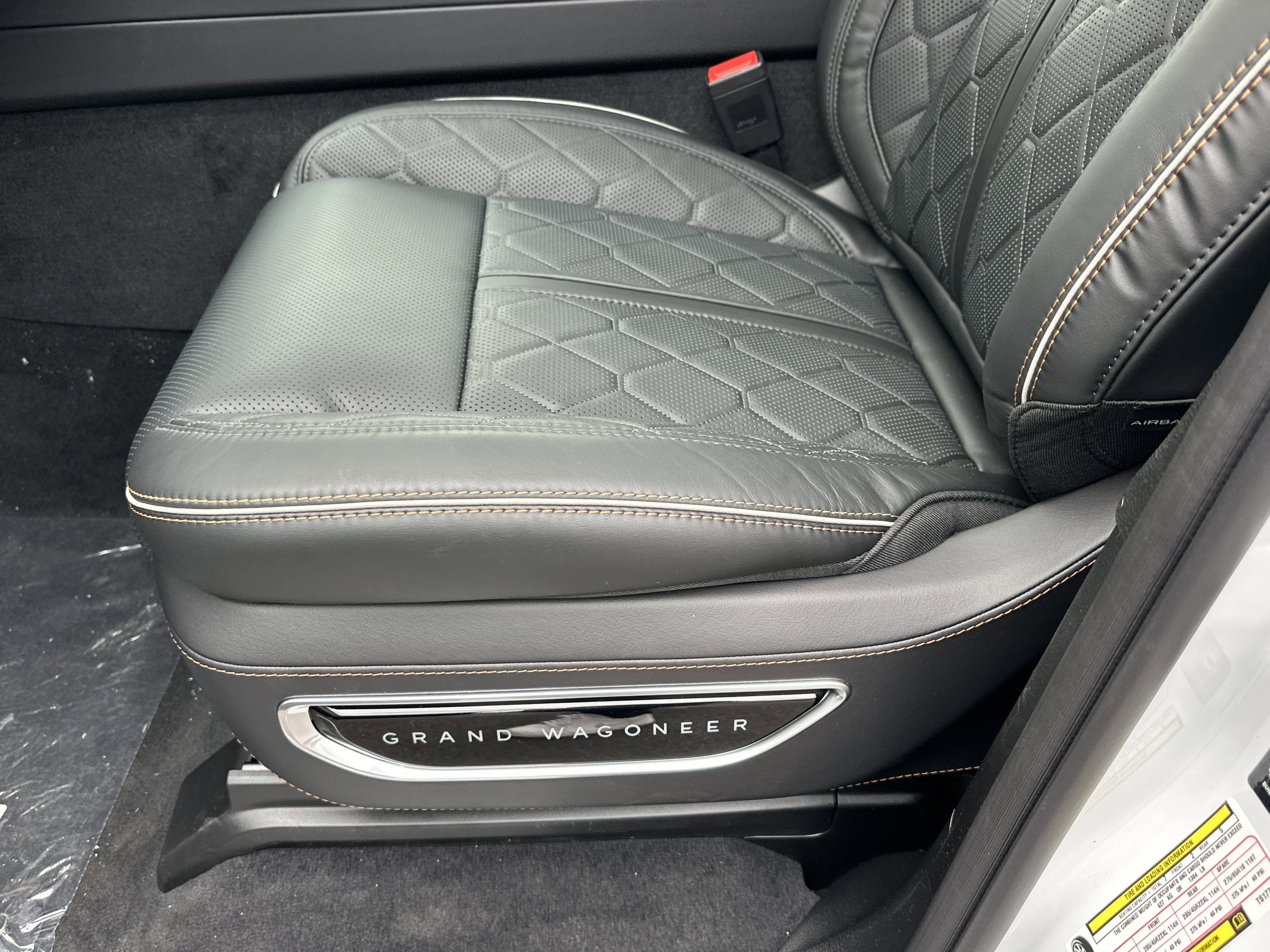 2026 Jeep Grand Wagoneer L Summit Reserve