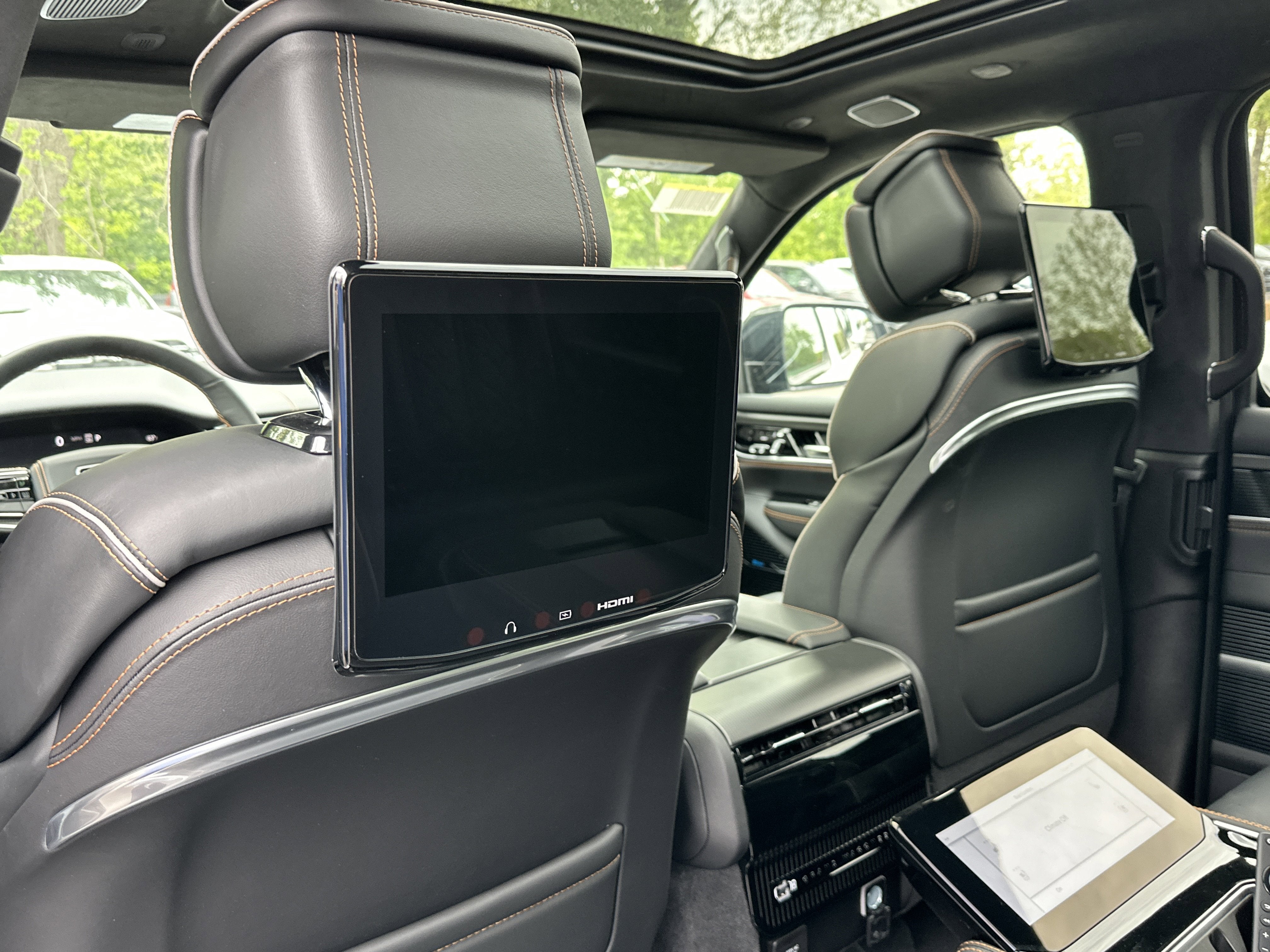 2026 Jeep Grand Wagoneer L Summit Reserve