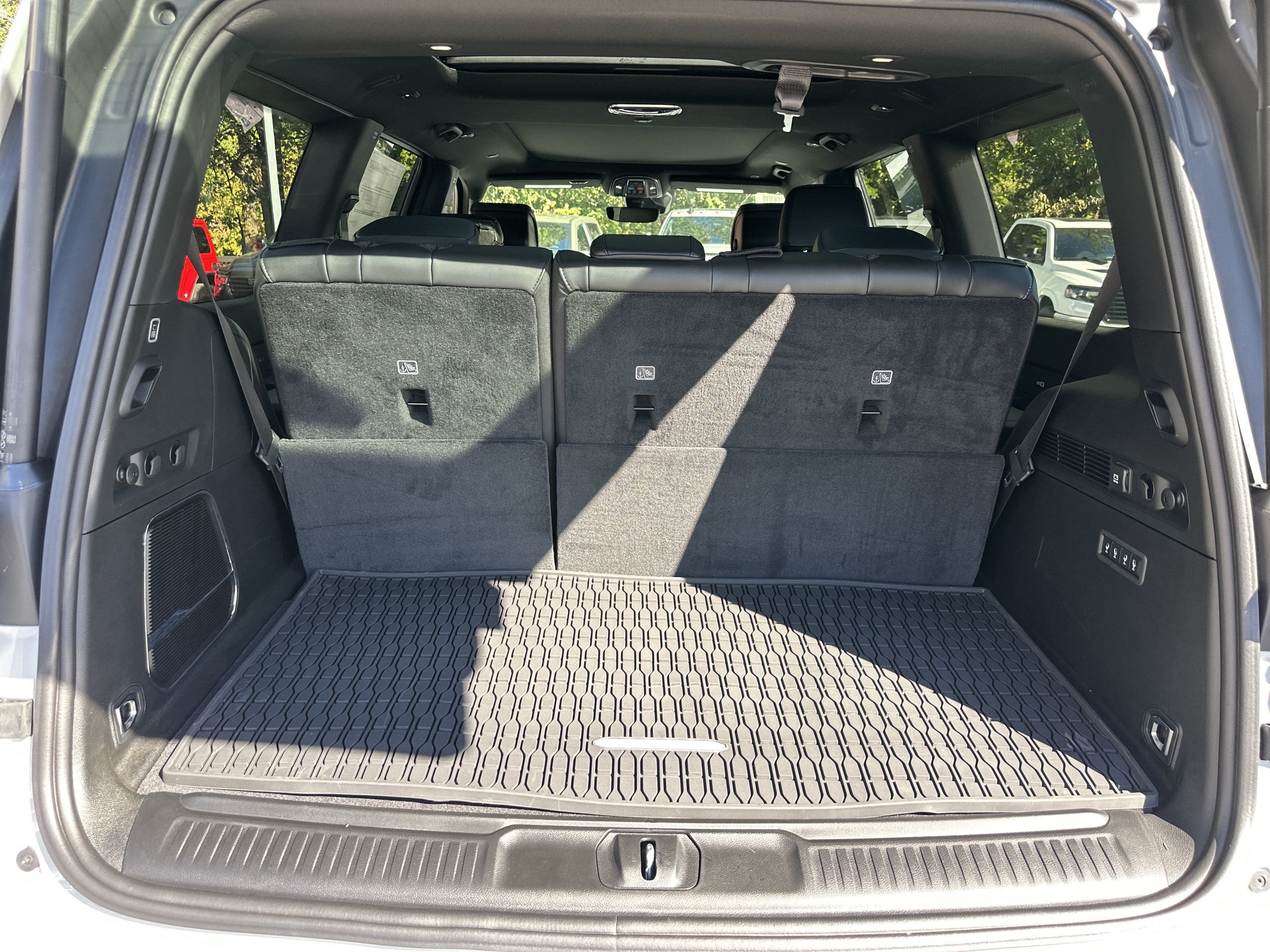 2027 Jeep Grand Wagoneer Upland