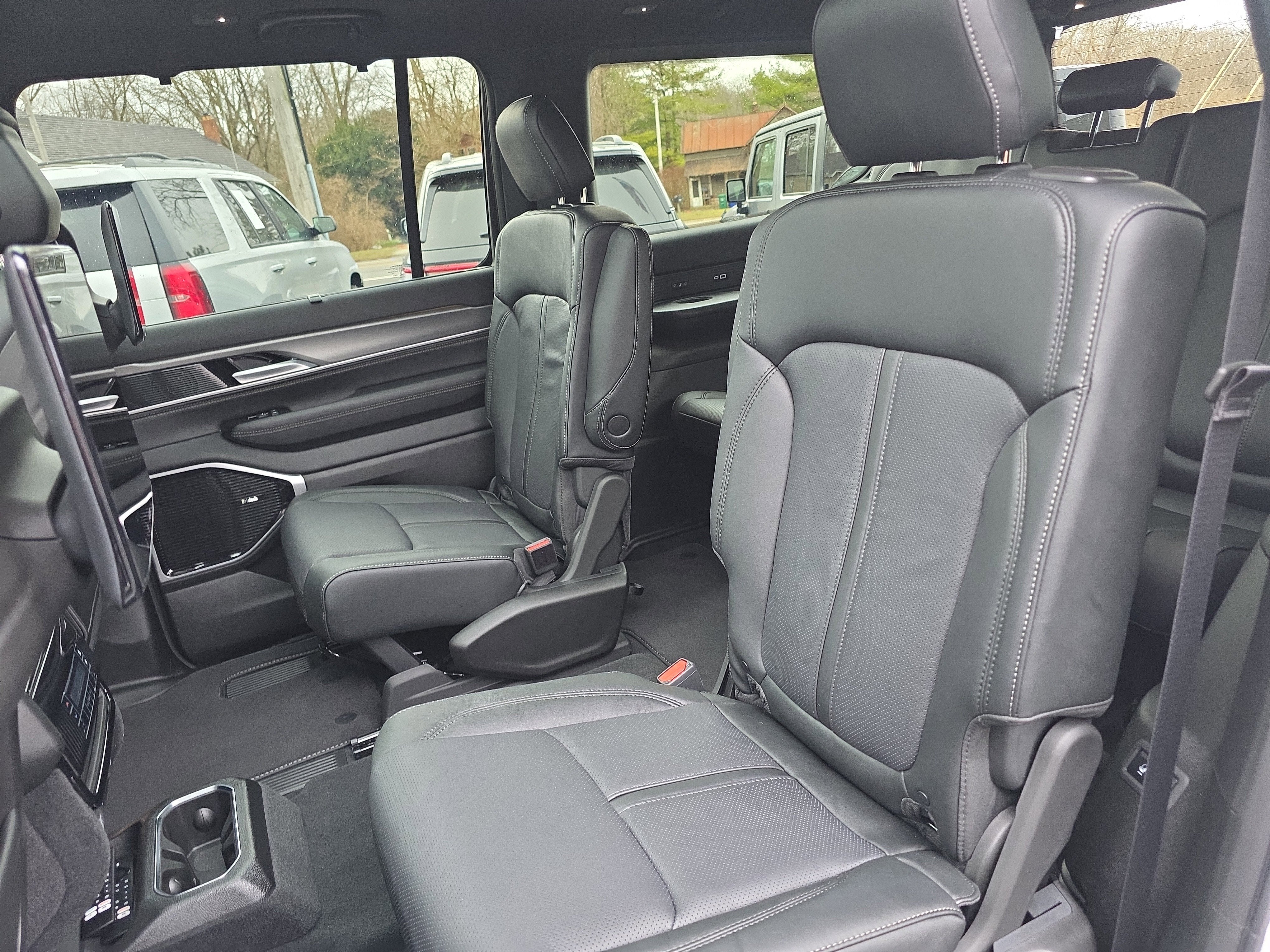 2026 Jeep Grand Wagoneer Limited Reserve