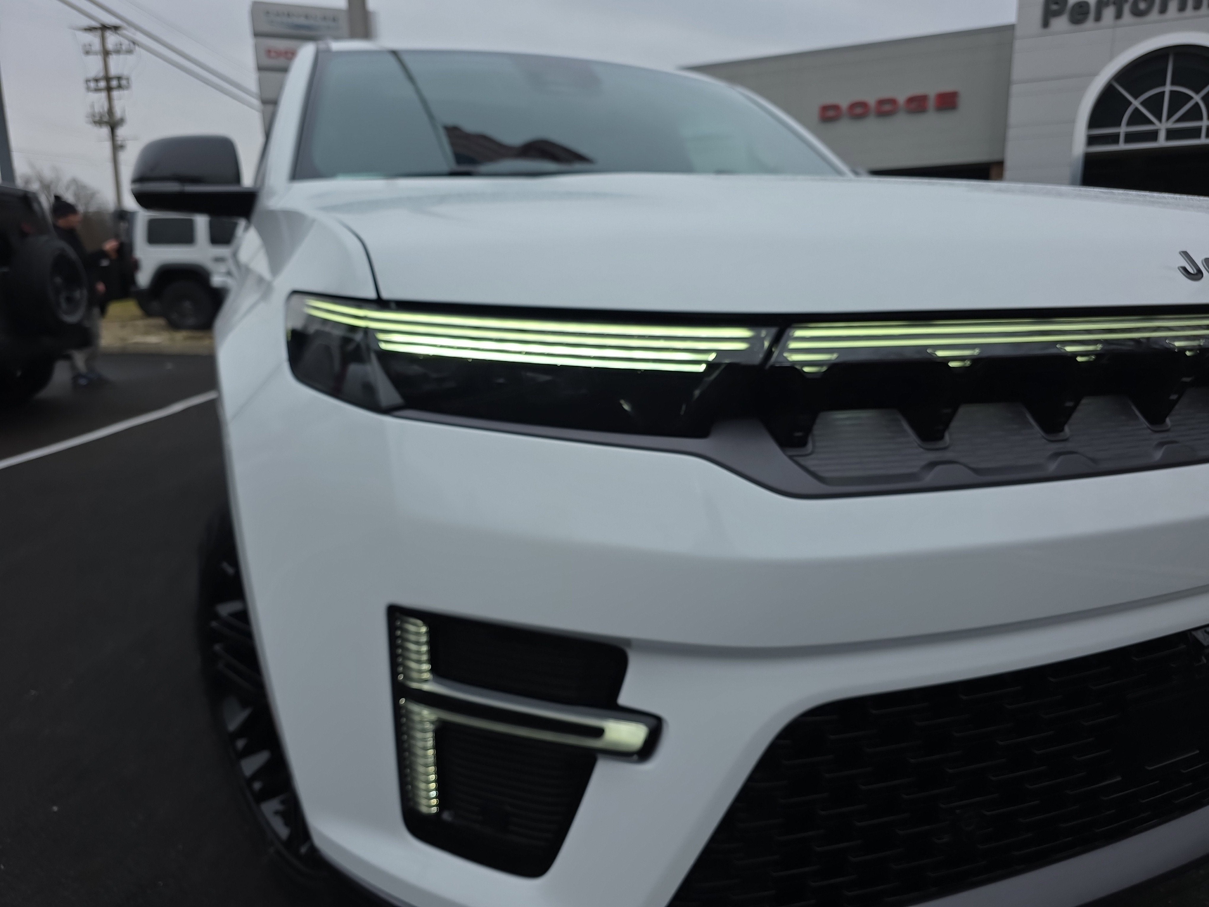 2026 Jeep Grand Wagoneer Limited Reserve