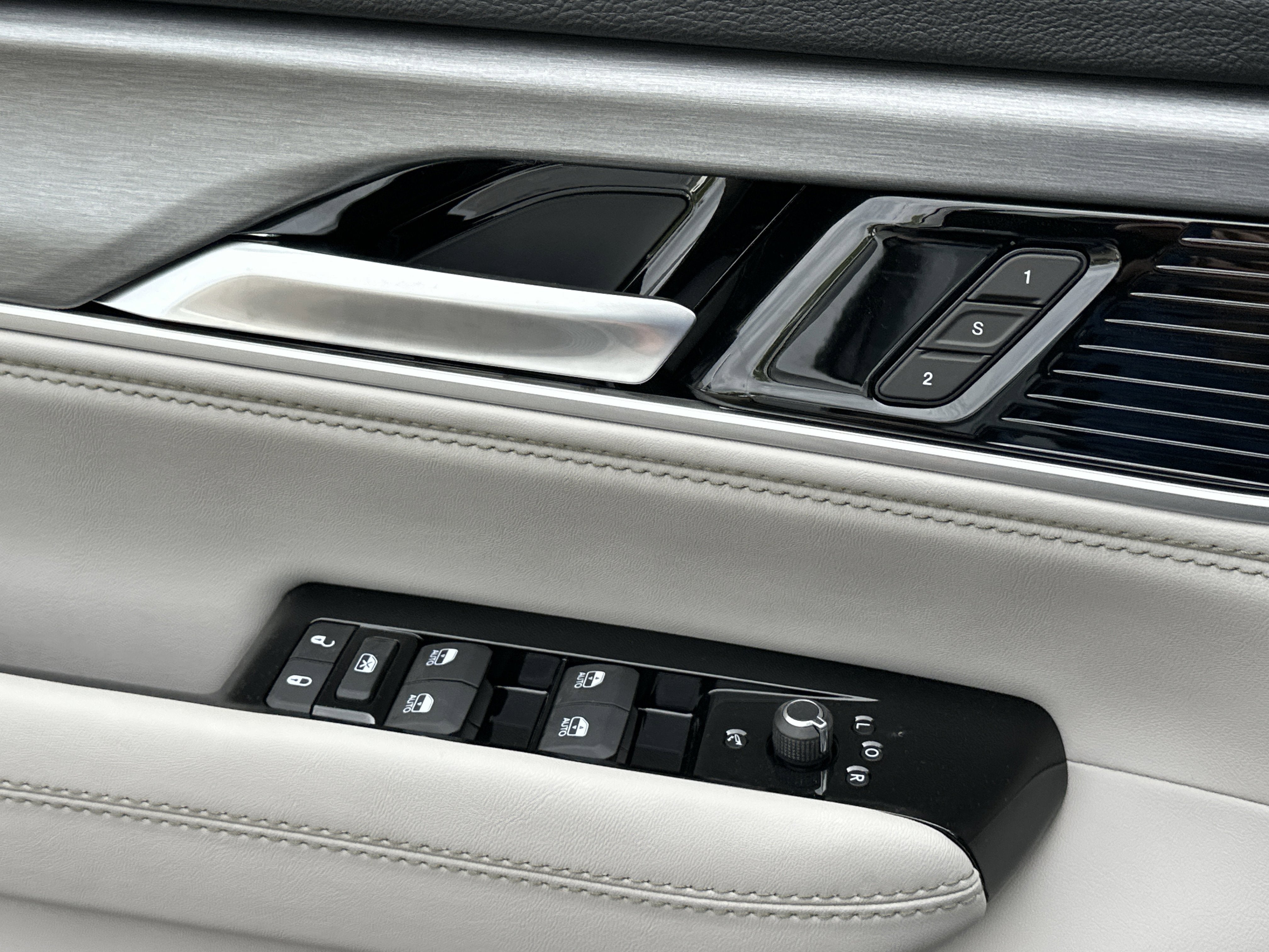 2026 Jeep Grand Wagoneer Limited Reserve