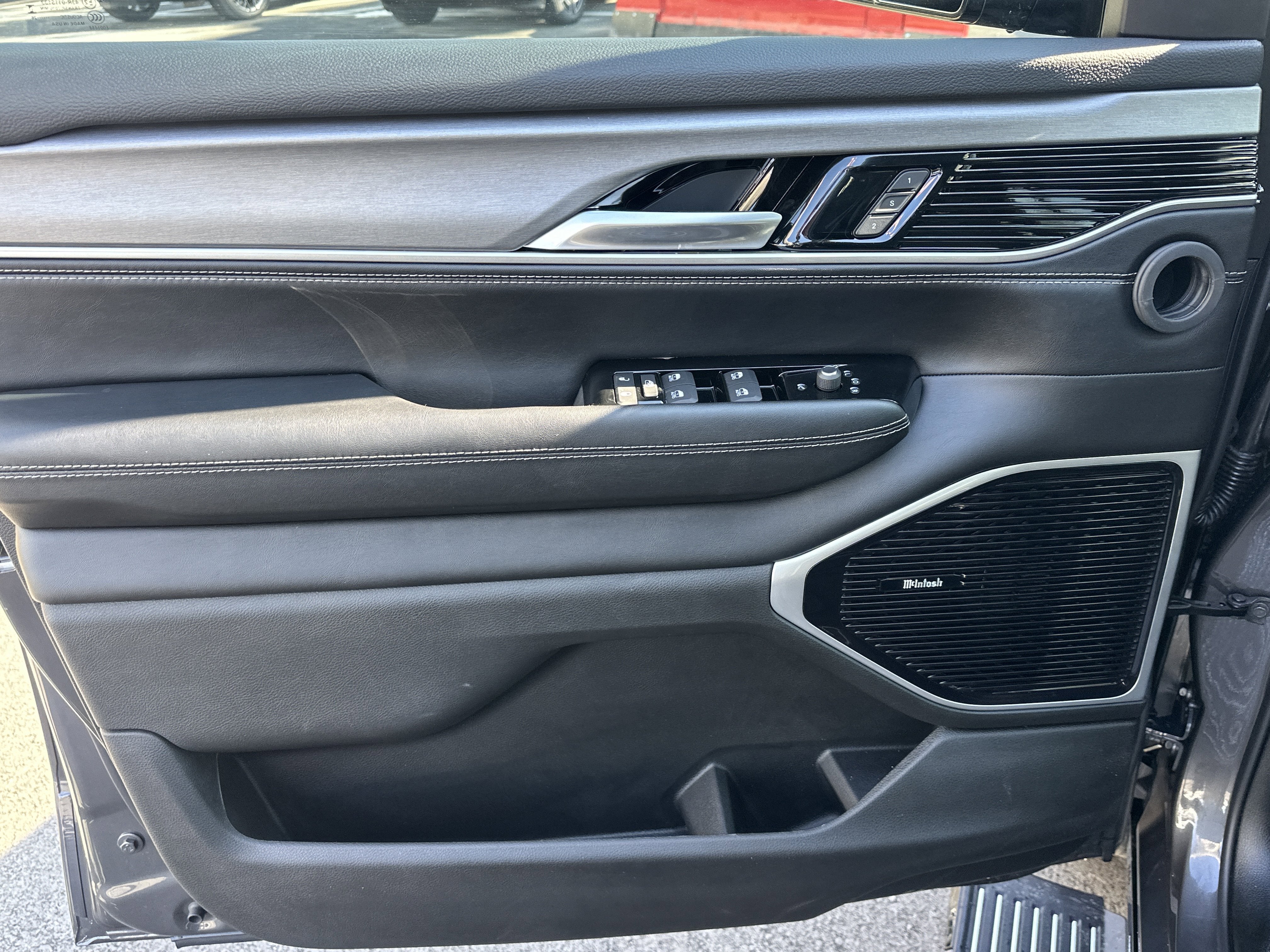 2026 Jeep Grand Wagoneer Limited Reserve