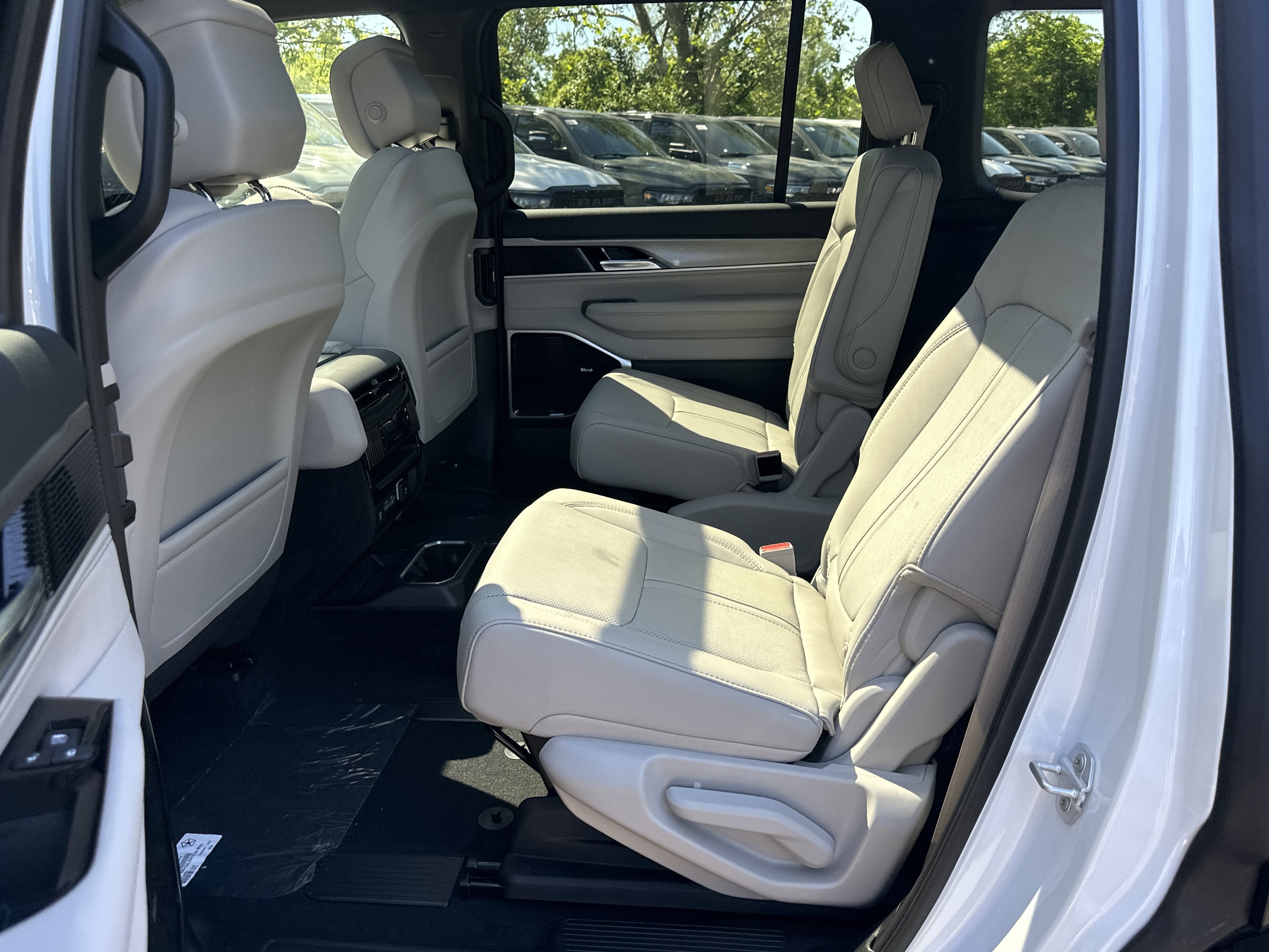2026 Jeep Grand Wagoneer Limited Altitude