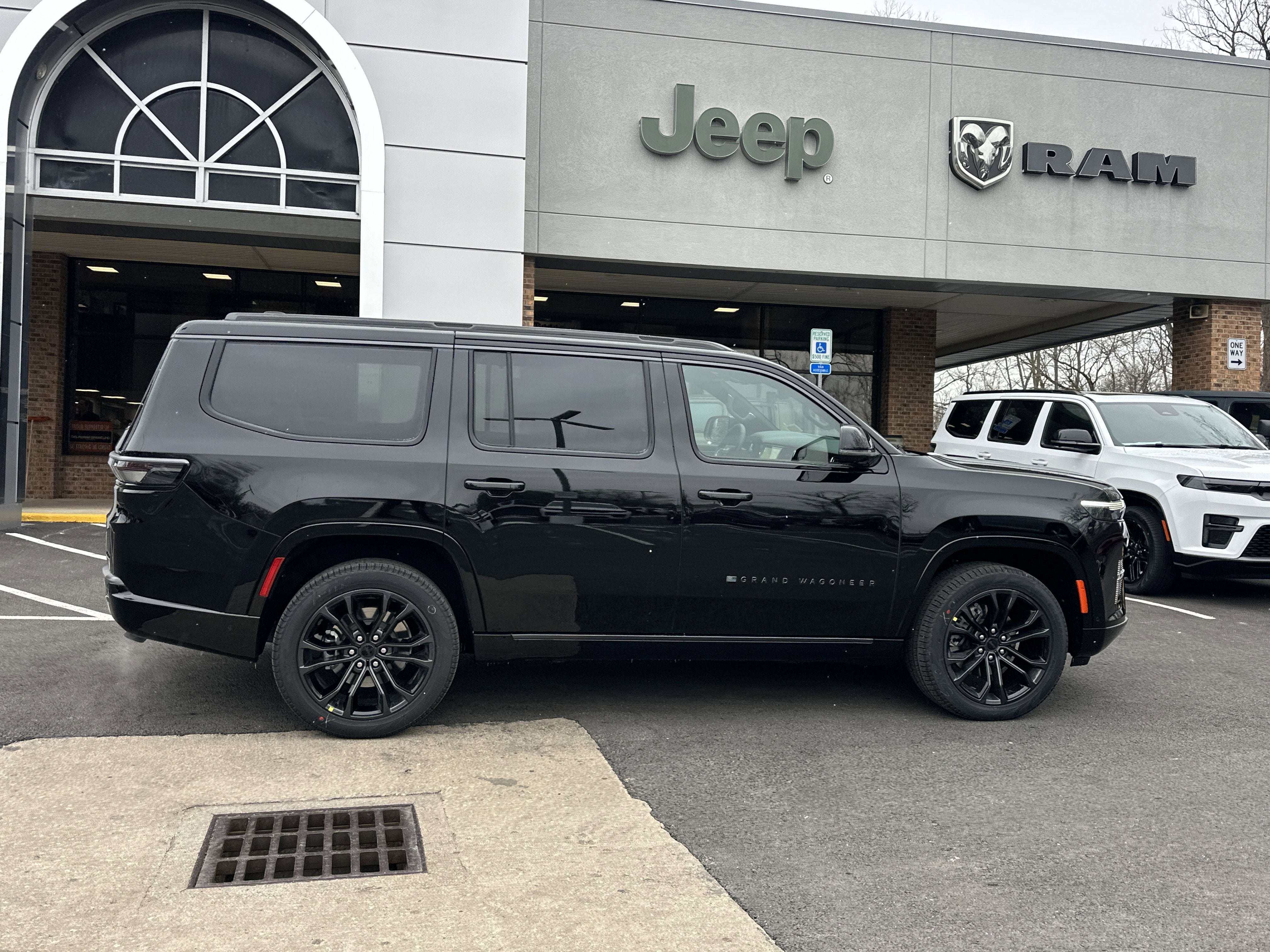 2026 Jeep Grand Wagoneer Summit Obsidian